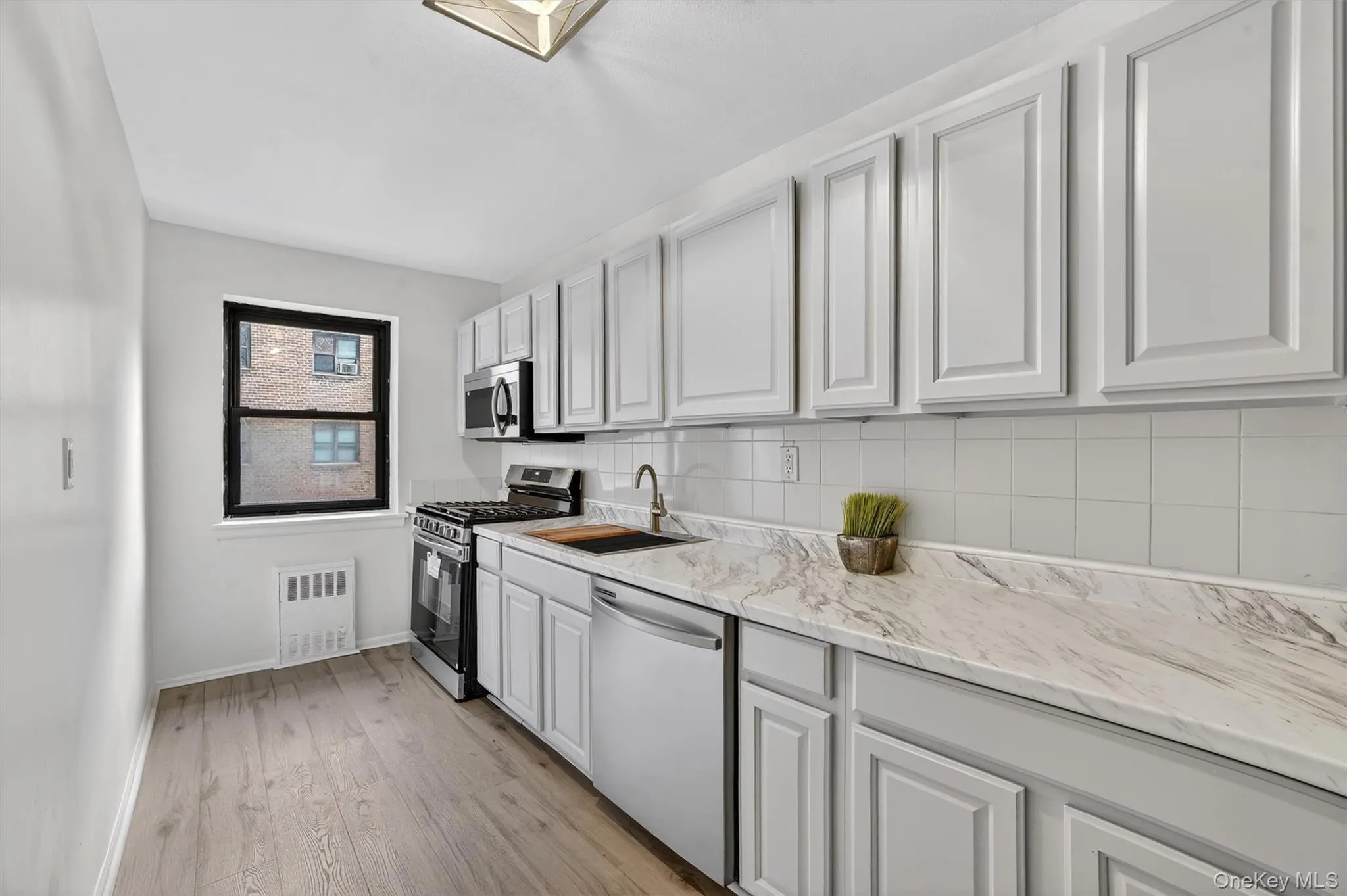 19 Old Mamaroneck Road, White Plains, NY, 2 Bedrooms Bedrooms, 5 Rooms Rooms,1 BathroomBathrooms,Residential,For Rent,Old Mamaroneck,0,927530 19 Old Mamaroneck Road, White Plains, NY, 2 Bedrooms Bedrooms, 5 Rooms Rooms,1 BathroomBathrooms,Residential,For Rent,Old Mamaroneck,0,927530