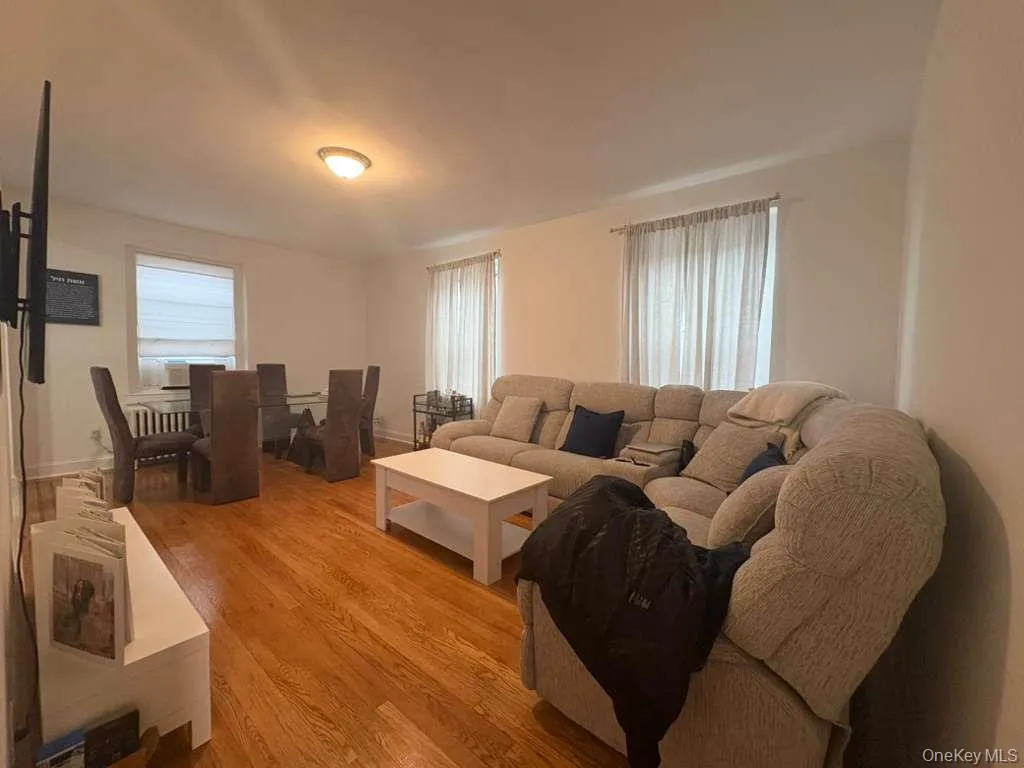 623 Central Avenue, Hempstead, NY, 1 Bedroom Bedrooms, 3 Rooms Rooms,1 BathroomBathrooms,Residential Lease,Idx,Central,0,927590 623 Central Avenue, Hempstead, NY, 1 Bedroom Bedrooms, 3 Rooms Rooms,1 BathroomBathrooms,Residential Lease,Idx,Central,0,927590