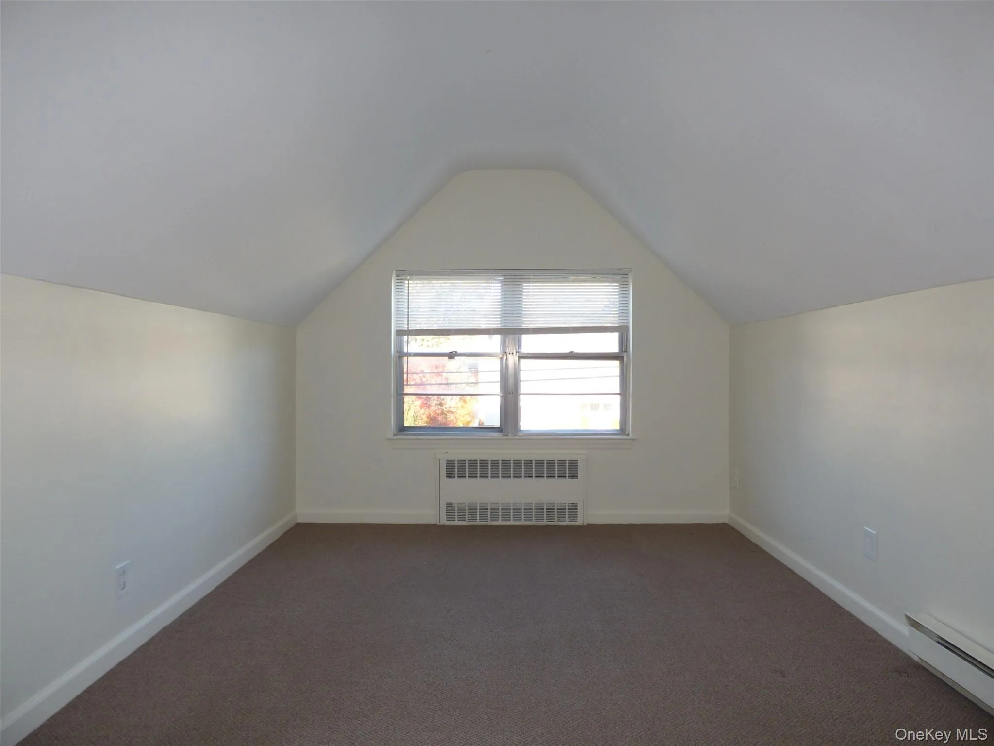 2nd Bedroom 2nd Bedroom