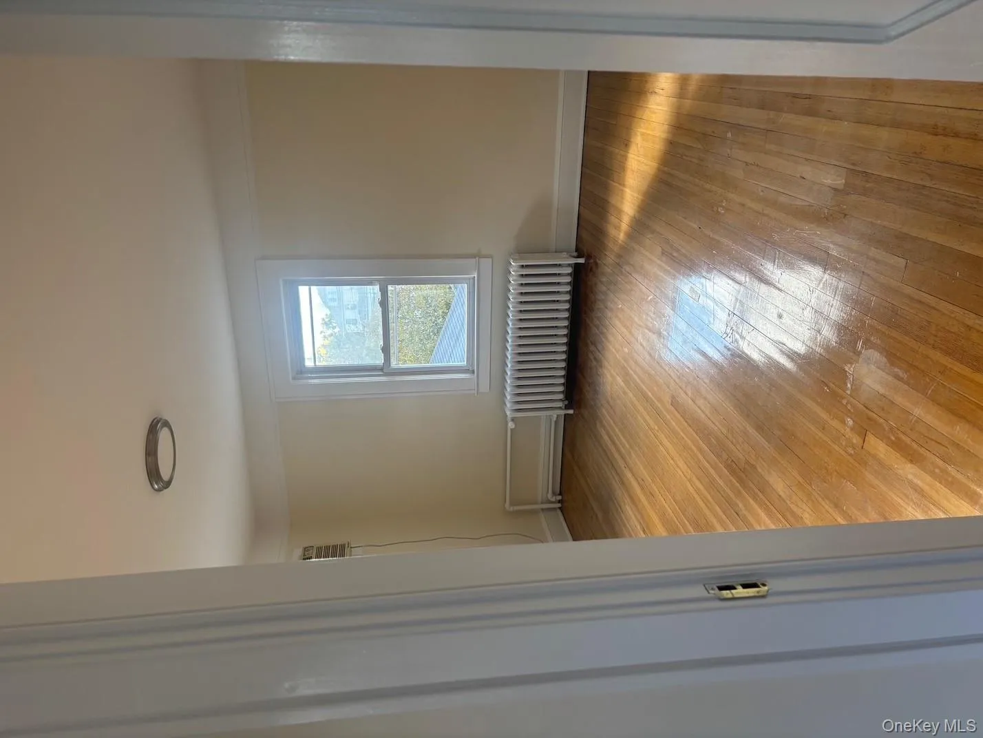 15 Miller Street, Glen Cove, NY, 1 Bedroom Bedrooms, 3 Rooms Rooms,1 BathroomBathrooms,Residential Lease,Idx,Miller,0,927821 15 Miller Street, Glen Cove, NY, 1 Bedroom Bedrooms, 3 Rooms Rooms,1 BathroomBathrooms,Residential Lease,Idx,Miller,0,927821