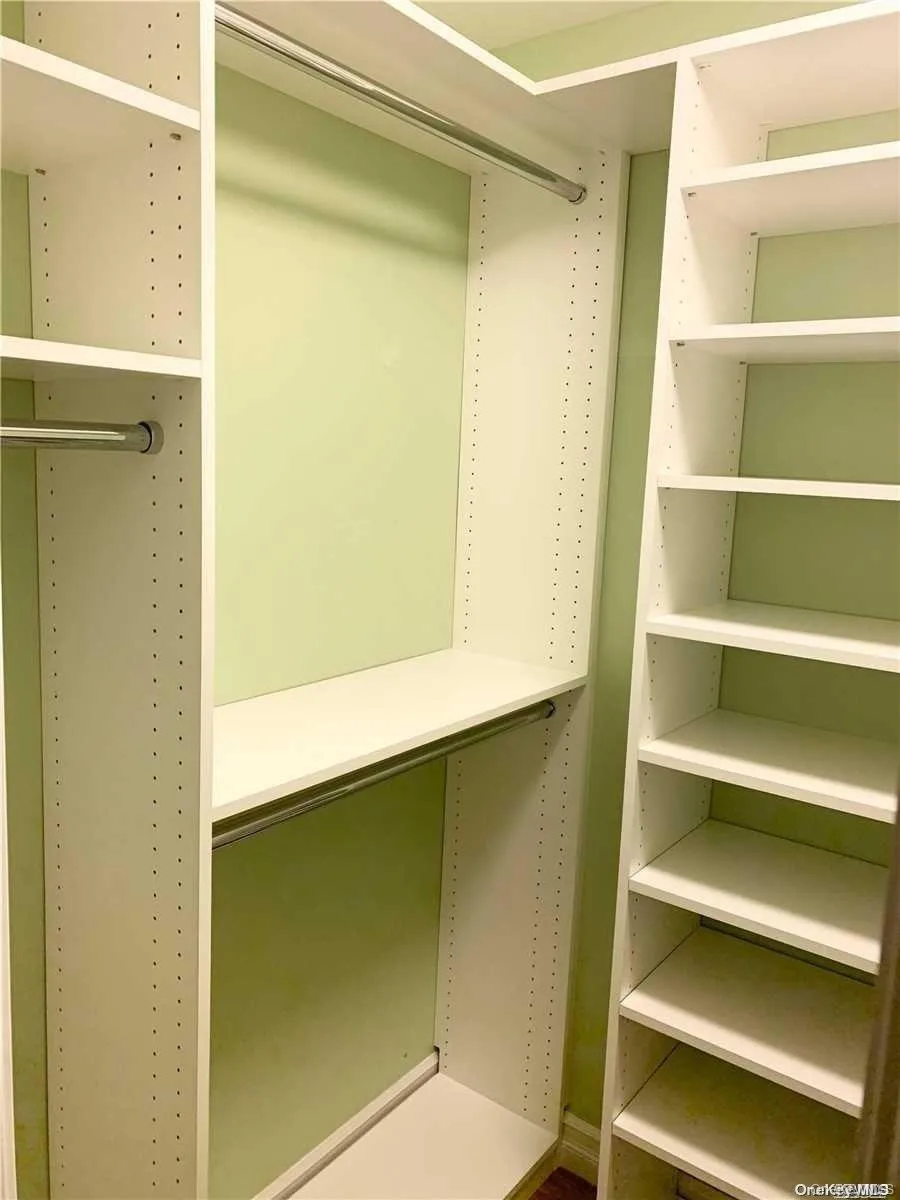 1 Owen Street, North Hempstead, NY, 3 Bedrooms Bedrooms, 6 Rooms Rooms,2 BathroomsBathrooms,Residential Lease,Idx,Owen,0,927865 1 Owen Street, North Hempstead, NY, 3 Bedrooms Bedrooms, 6 Rooms Rooms,2 BathroomsBathrooms,Residential Lease,Idx,Owen,0,927865