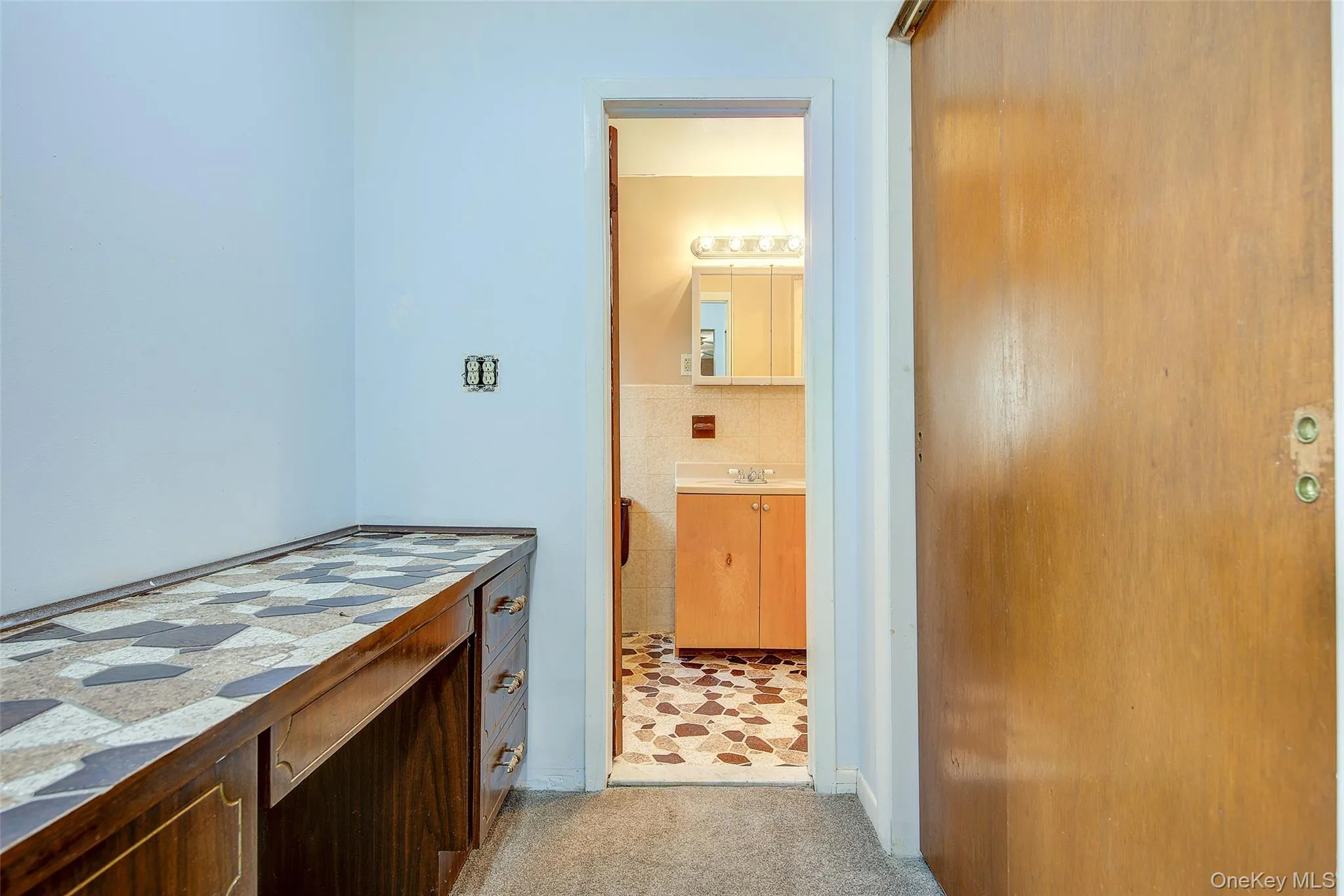 Primary - Changing Room Primary - Changing Room