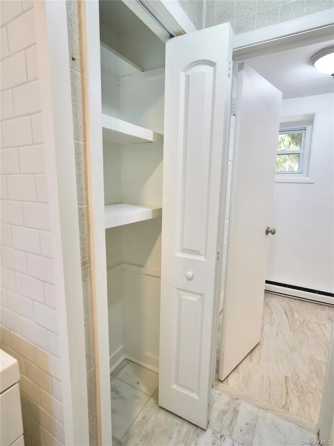 Pantry with baseboard heating Pantry with baseboard heating