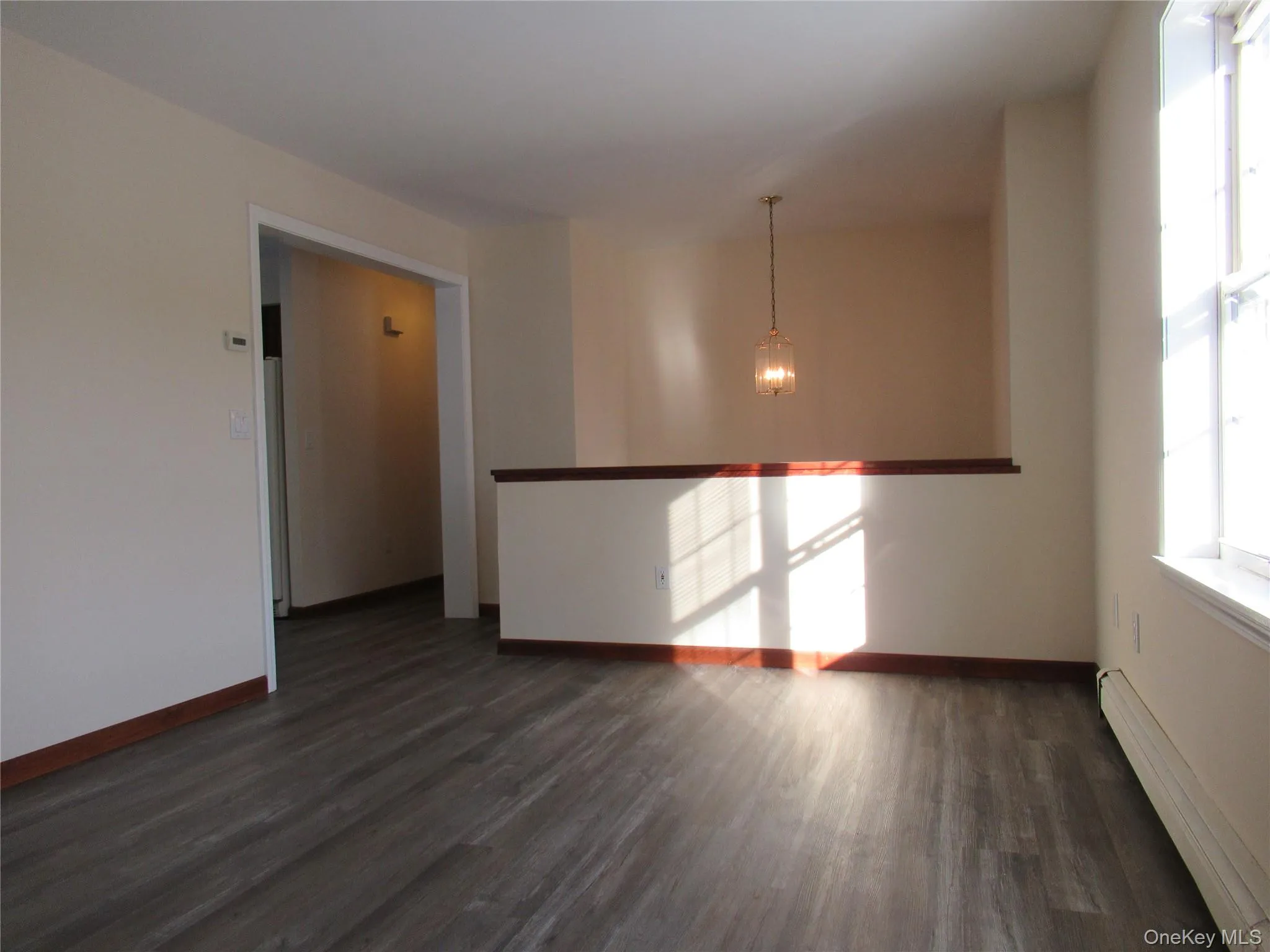 Great natural light! Great natural light!