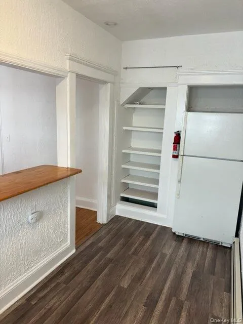 7 Atlantic Street, Islip, NY, 1 Bedroom Bedrooms, 3 Rooms Rooms,1 BathroomBathrooms,Residential Lease,Idx,Atlantic,0,928077 7 Atlantic Street, Islip, NY, 1 Bedroom Bedrooms, 3 Rooms Rooms,1 BathroomBathrooms,Residential Lease,Idx,Atlantic,0,928077