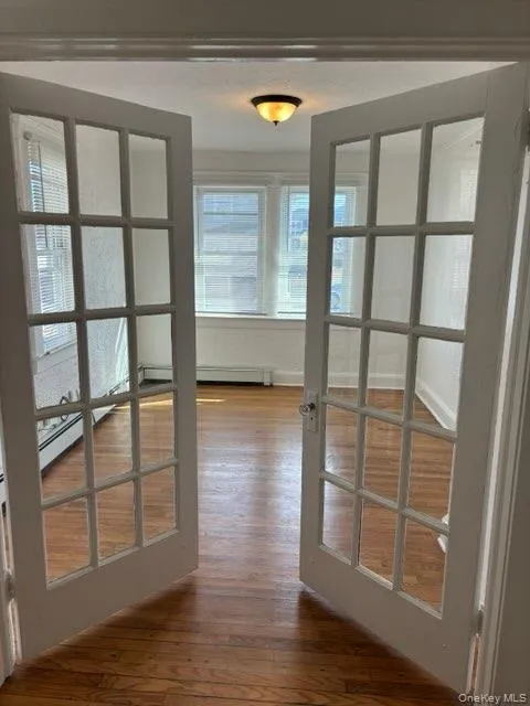 7 Atlantic Street, Islip, NY, 1 Bedroom Bedrooms, 3 Rooms Rooms,1 BathroomBathrooms,Residential Lease,Idx,Atlantic,0,928077 7 Atlantic Street, Islip, NY, 1 Bedroom Bedrooms, 3 Rooms Rooms,1 BathroomBathrooms,Residential Lease,Idx,Atlantic,0,928077