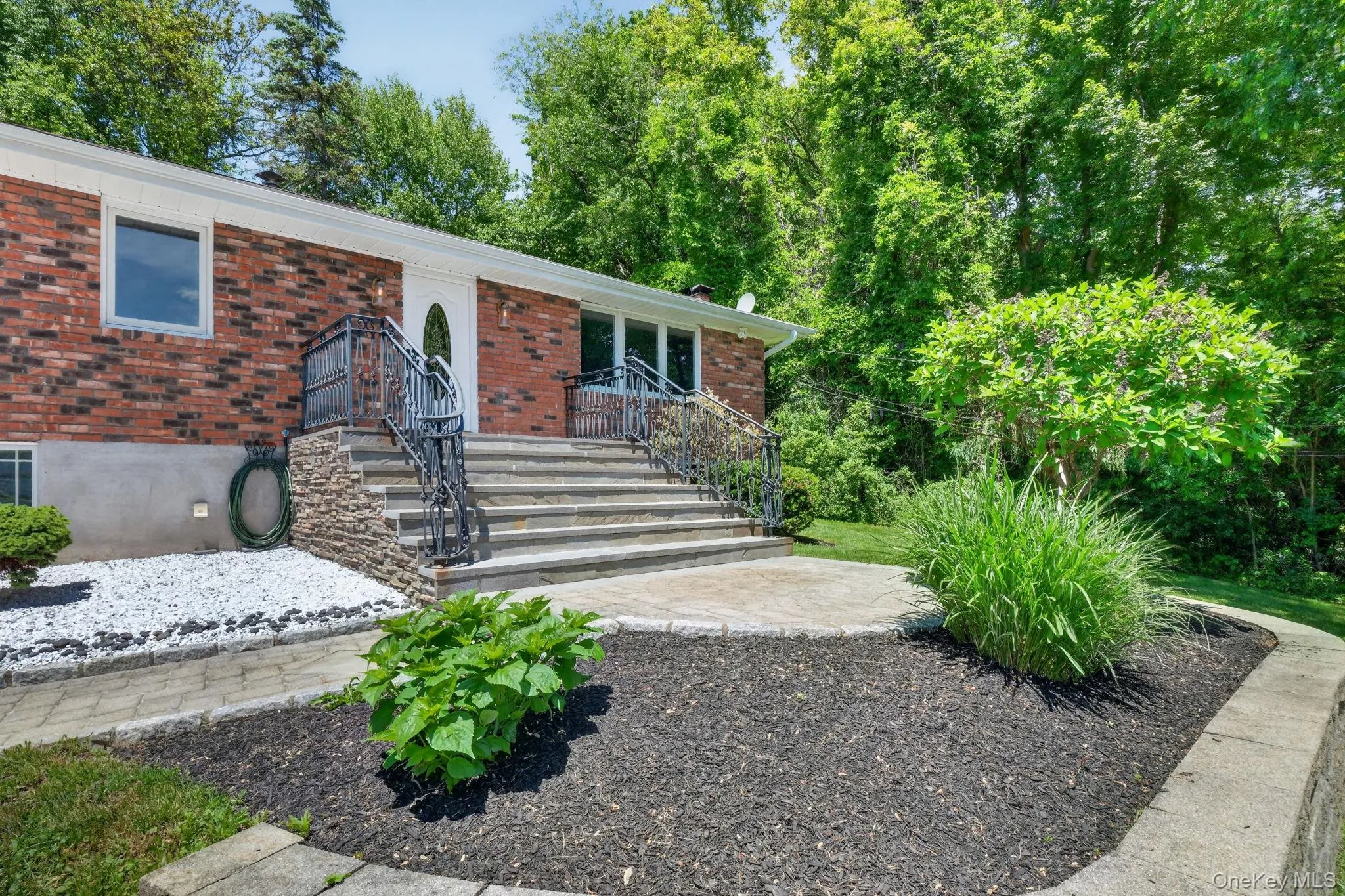 Front Walkway-Exterior Front Walkway-Exterior