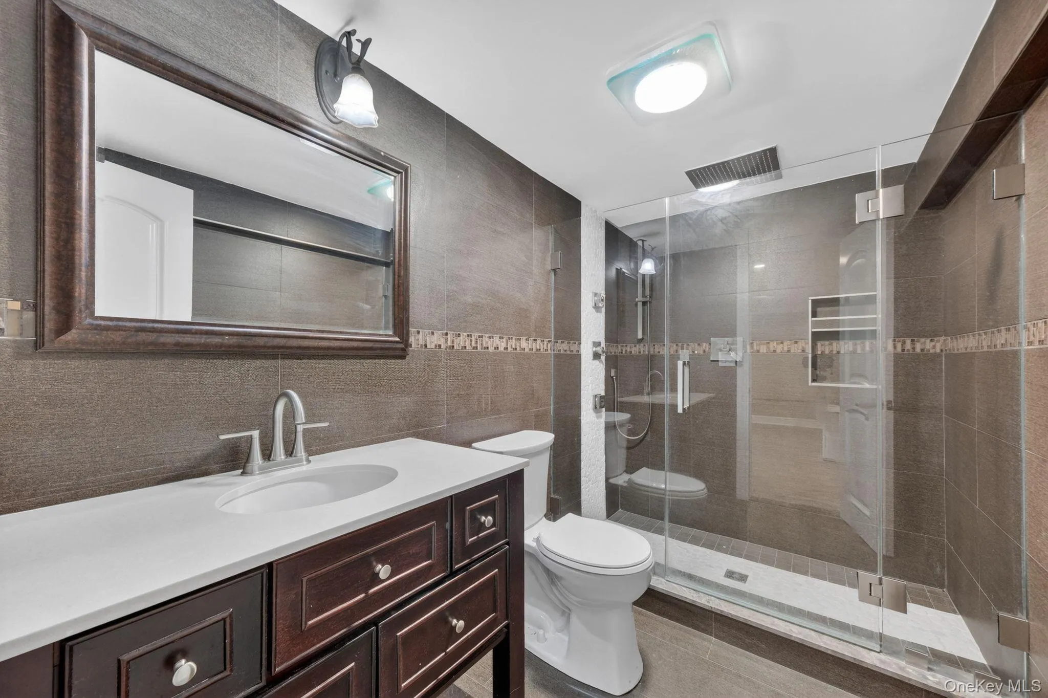 Second Bathroom Second Bathroom