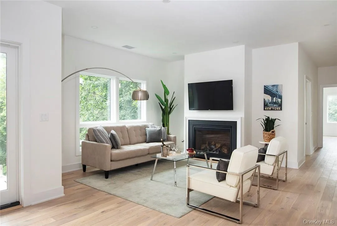 8 Boulevard West, Pelham, NY, 2 Bedrooms Bedrooms, 5 Rooms Rooms,2 BathroomsBathrooms,Residential Lease,Idx,Boulevard West,0,928163 8 Boulevard West, Pelham, NY, 2 Bedrooms Bedrooms, 5 Rooms Rooms,2 BathroomsBathrooms,Residential Lease,Idx,Boulevard West,0,928163