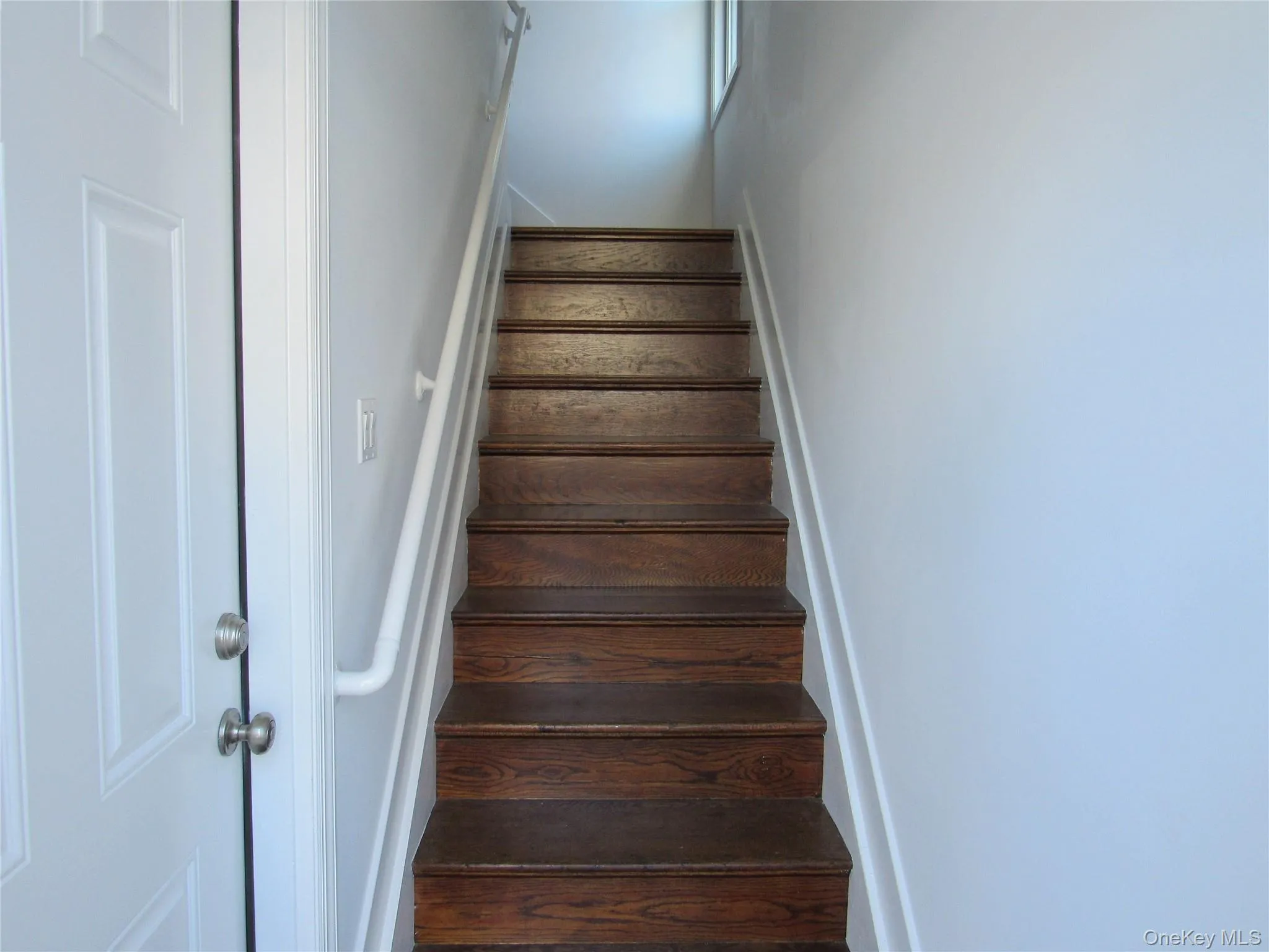 131 Roanoke Avenue, Riverhead, NY, 2 Bedrooms Bedrooms, 4 Rooms Rooms,1 BathroomBathrooms,Residential Lease,Idx,Roanoke,0,928232 131 Roanoke Avenue, Riverhead, NY, 2 Bedrooms Bedrooms, 4 Rooms Rooms,1 BathroomBathrooms,Residential Lease,Idx,Roanoke,0,928232