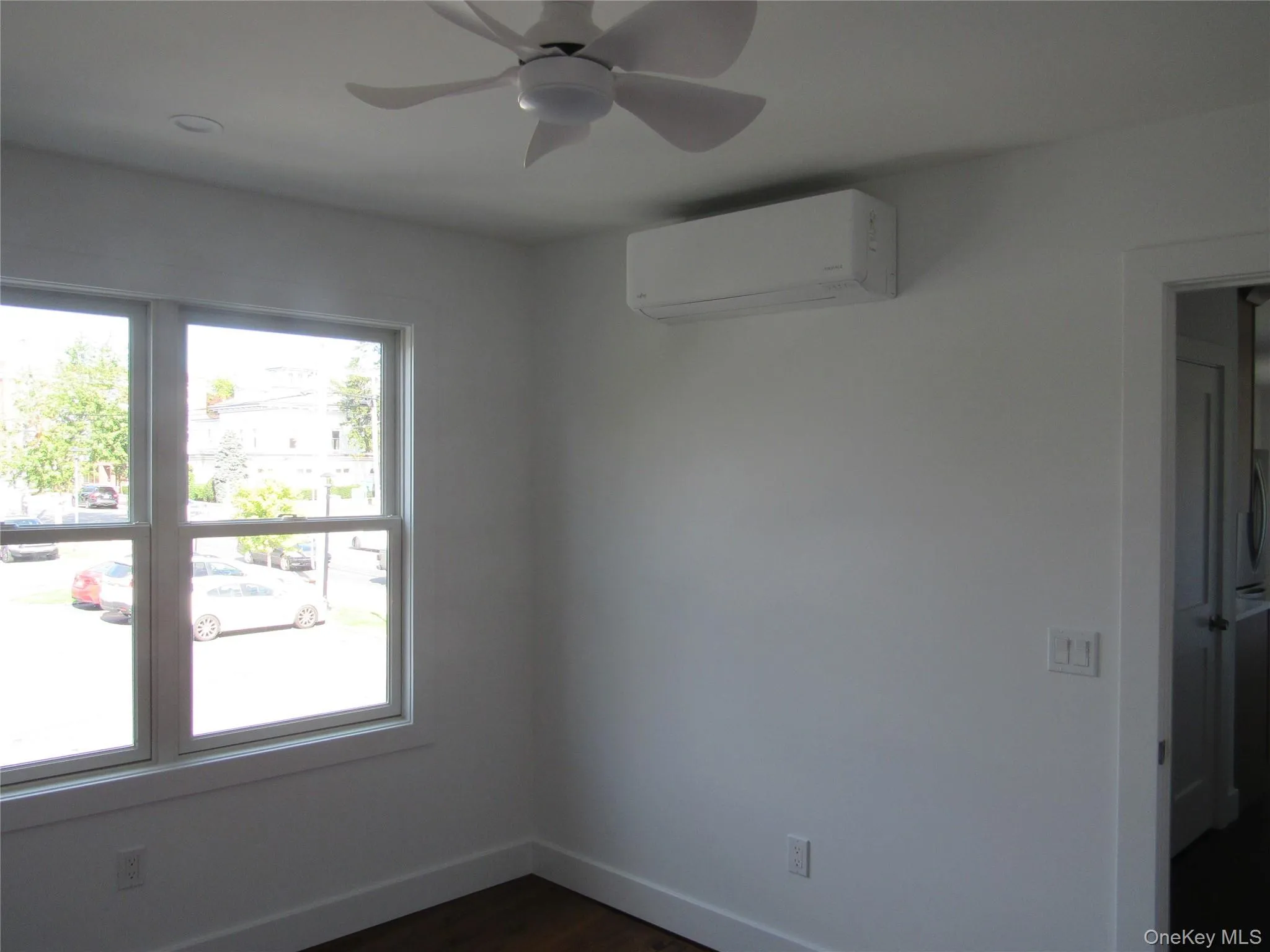 131 Roanoke Avenue, Riverhead, NY, 2 Bedrooms Bedrooms, 4 Rooms Rooms,1 BathroomBathrooms,Residential Lease,Idx,Roanoke,0,928232 131 Roanoke Avenue, Riverhead, NY, 2 Bedrooms Bedrooms, 4 Rooms Rooms,1 BathroomBathrooms,Residential Lease,Idx,Roanoke,0,928232