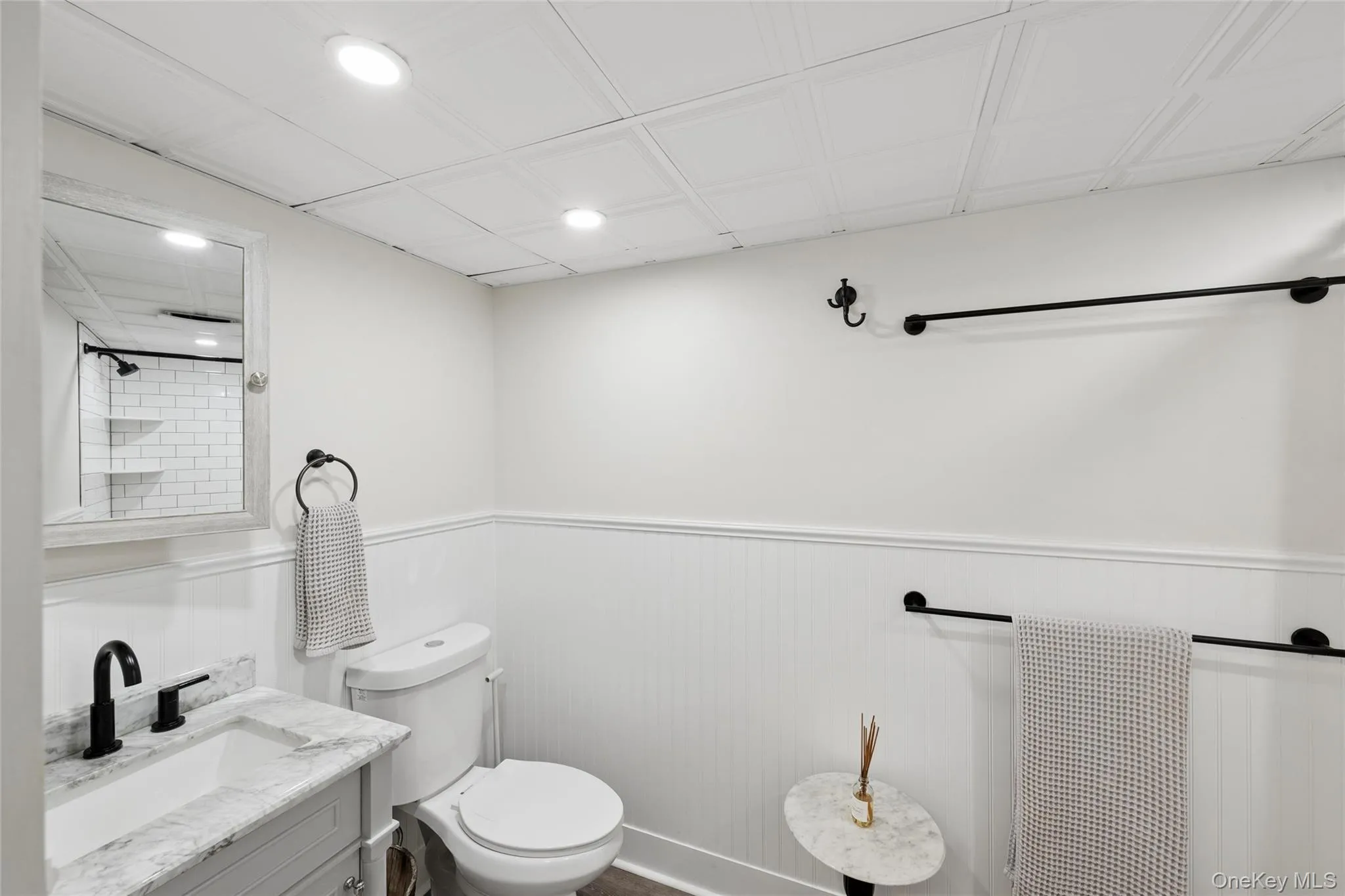70 Delrey Road, East Hampton, NY, 4 Bedroom Bedrooms, 7 Room Rooms,3 BathroomBathrooms,Residential Lease,For Rent,Delrey,0,928436 70 Delrey Road, East Hampton, NY, 4 Bedroom Bedrooms, 7 Room Rooms,3 BathroomBathrooms,Residential Lease,For Rent,Delrey,0,928436