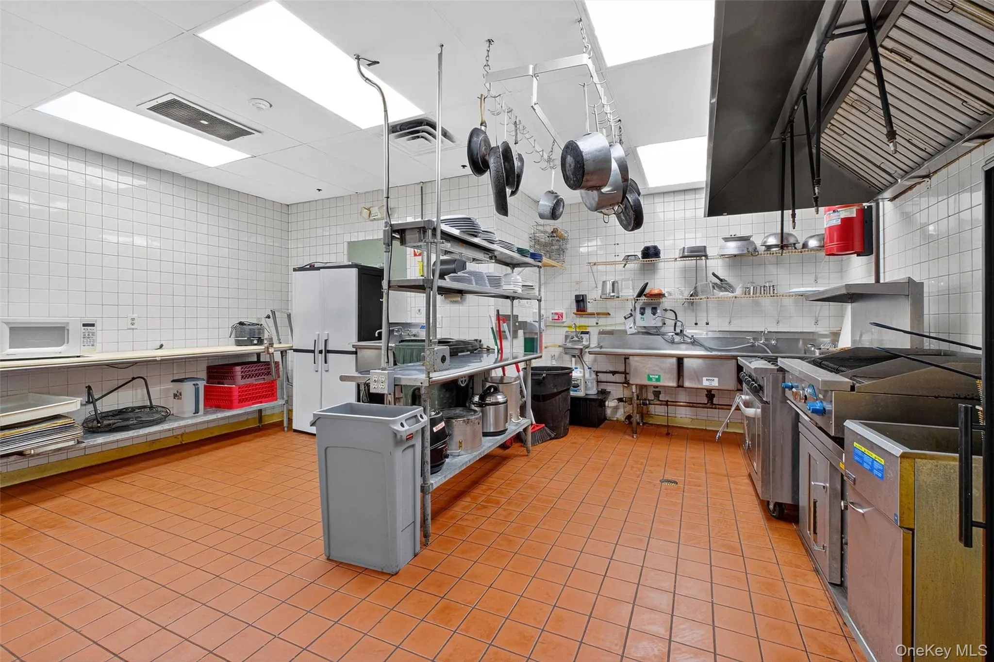 Kitchen with white appliances Kitchen with white appliances