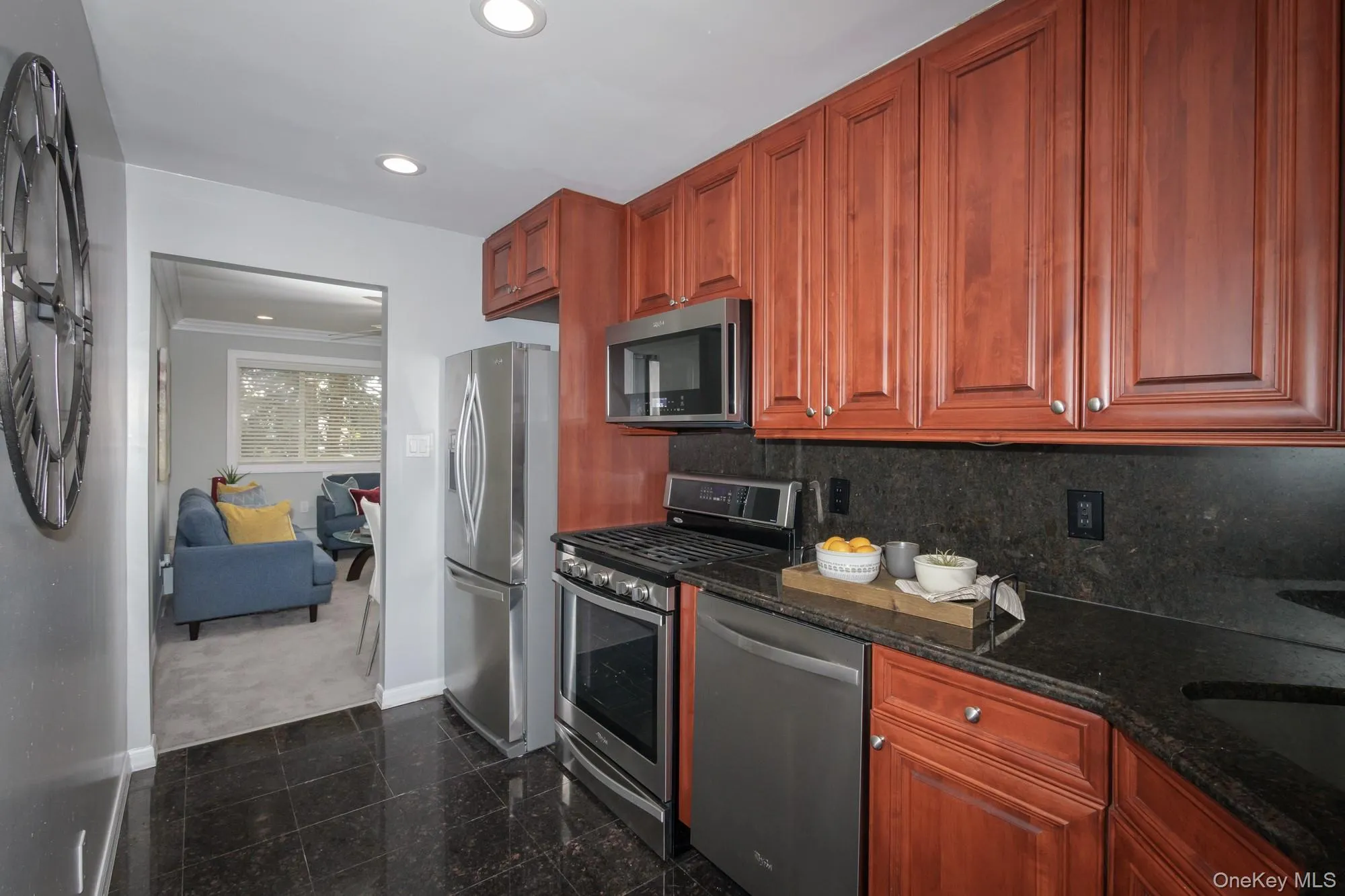40 Broadway, Babylon, NY, 1 Bedroom Bedrooms, 4 Rooms Rooms,1 BathroomBathrooms,Residential Lease,Idx,Broadway,0,928559 40 Broadway, Babylon, NY, 1 Bedroom Bedrooms, 4 Rooms Rooms,1 BathroomBathrooms,Residential Lease,Idx,Broadway,0,928559