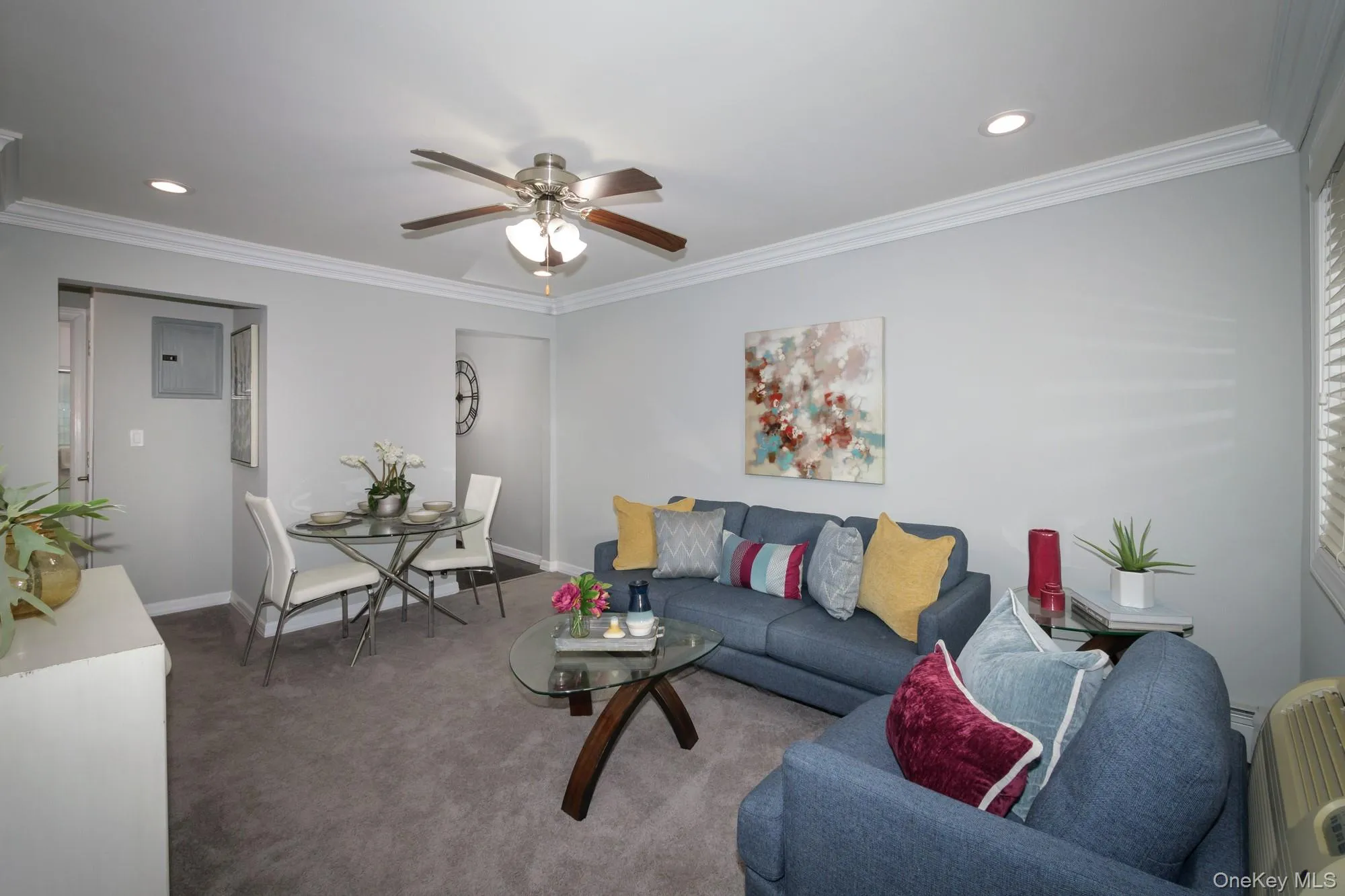 40 Broadway, Babylon, NY, 1 Bedroom Bedrooms, 4 Rooms Rooms,1 BathroomBathrooms,Residential Lease,Idx,Broadway,0,928559 40 Broadway, Babylon, NY, 1 Bedroom Bedrooms, 4 Rooms Rooms,1 BathroomBathrooms,Residential Lease,Idx,Broadway,0,928559