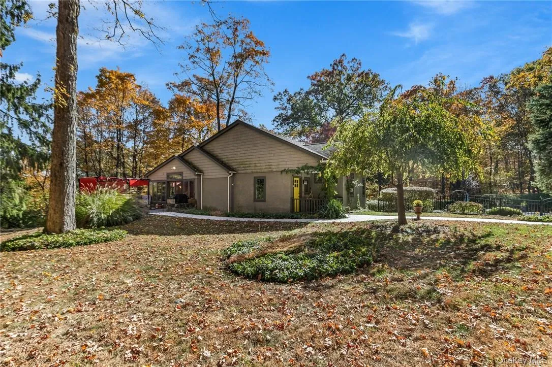 Side view of property Side view of property