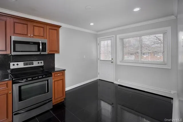 58 Horseblock Road, Brookhaven, NY, 1 Bedroom Bedrooms, 4 Rooms Rooms,1 BathroomBathrooms,Residential Lease,Idx,Horseblock,0,928611 58 Horseblock Road, Brookhaven, NY, 1 Bedroom Bedrooms, 4 Rooms Rooms,1 BathroomBathrooms,Residential Lease,Idx,Horseblock,0,928611