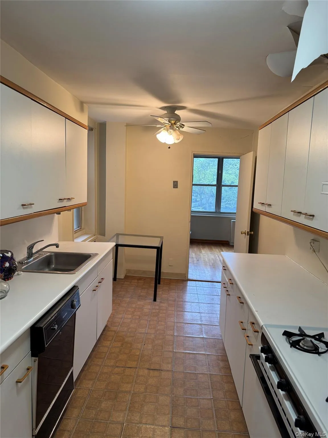 Eat in Kitchen Eat in Kitchen