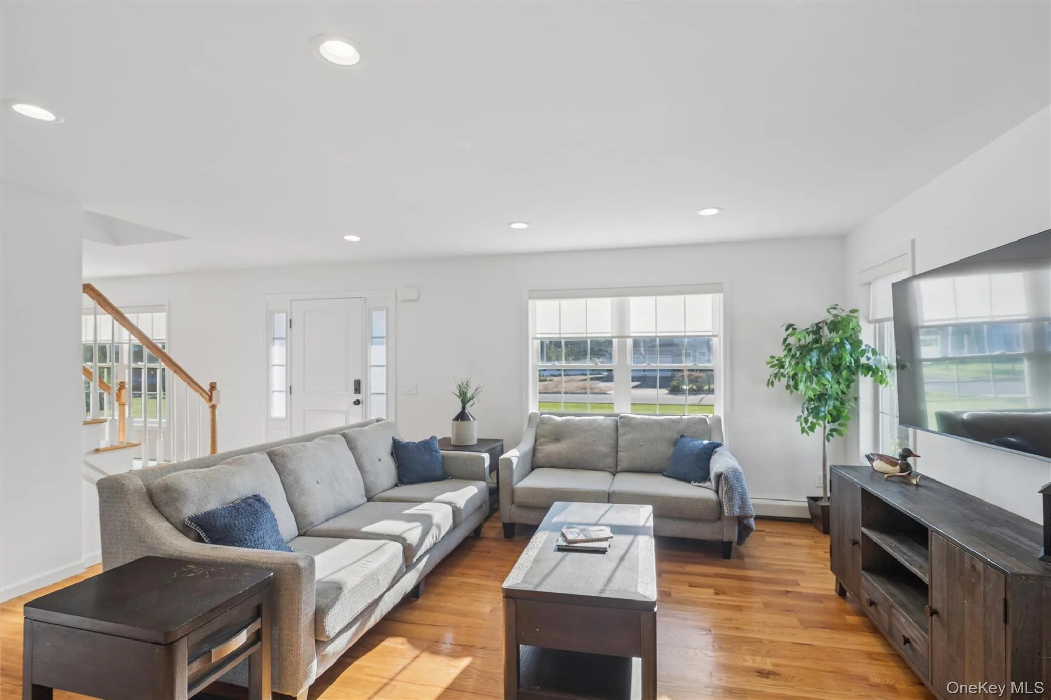 16 Mastro Court, Riverhead, NY, 3 Bedroom Bedrooms, 7 Room Rooms,2 BathroomBathrooms,Residential Lease,For Rent,Mastro,0,928698 16 Mastro Court, Riverhead, NY, 3 Bedroom Bedrooms, 7 Room Rooms,2 BathroomBathrooms,Residential Lease,For Rent,Mastro,0,928698