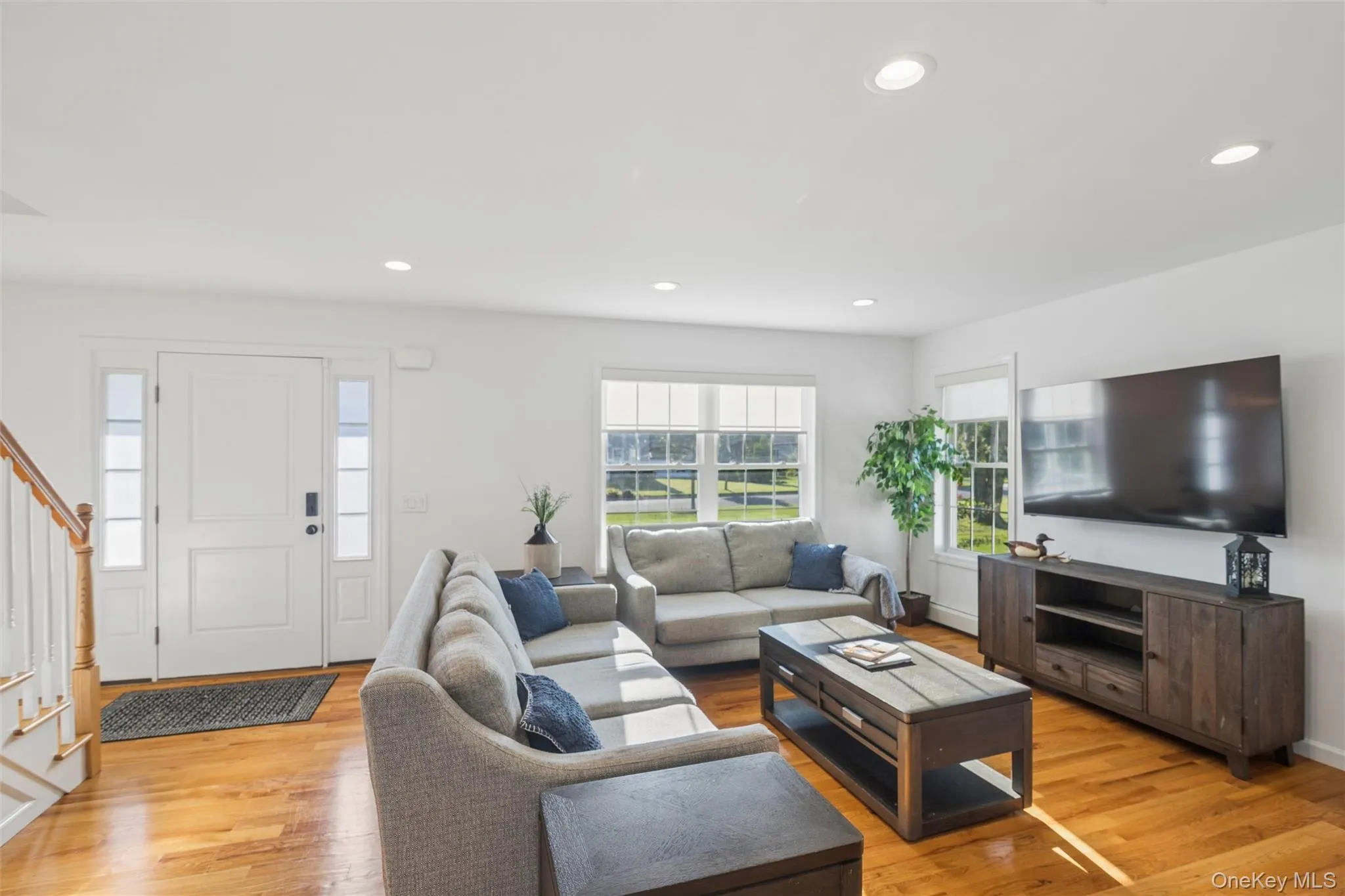 16 Mastro Court, Riverhead, NY, 3 Bedroom Bedrooms, 7 Room Rooms,2 BathroomBathrooms,Residential Lease,For Rent,Mastro,0,928698 16 Mastro Court, Riverhead, NY, 3 Bedroom Bedrooms, 7 Room Rooms,2 BathroomBathrooms,Residential Lease,For Rent,Mastro,0,928698