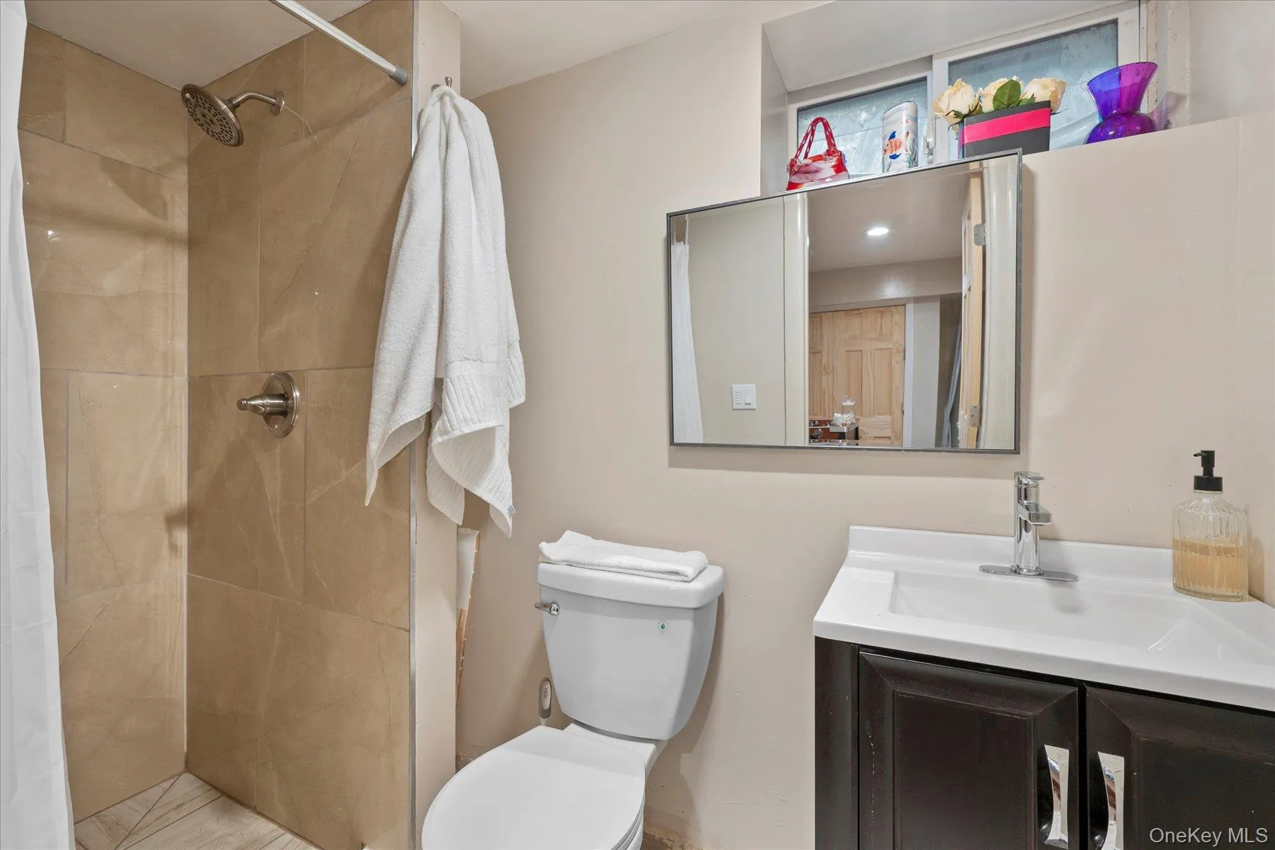 lower level lower level