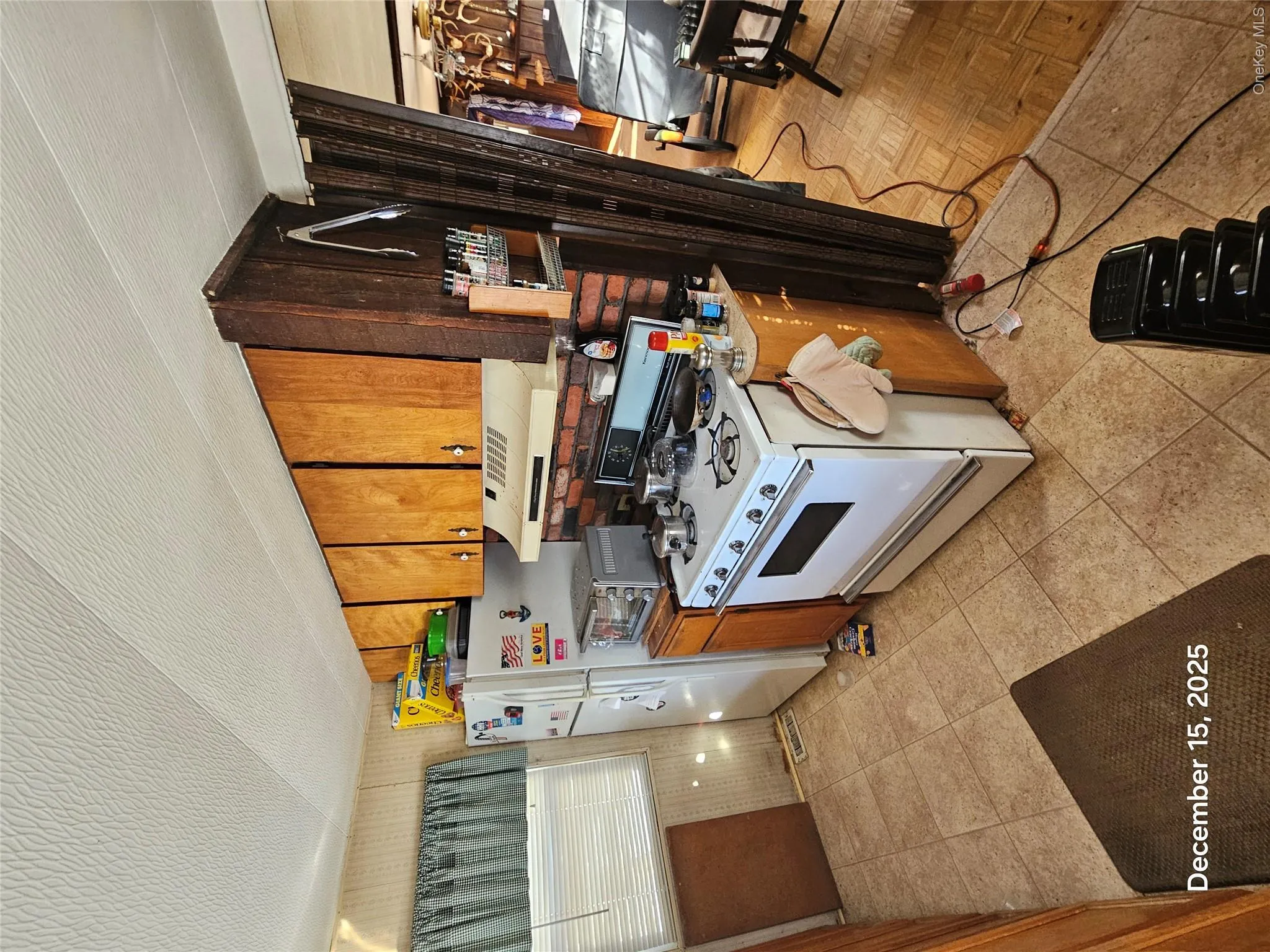 Kitchen. Kitchen.