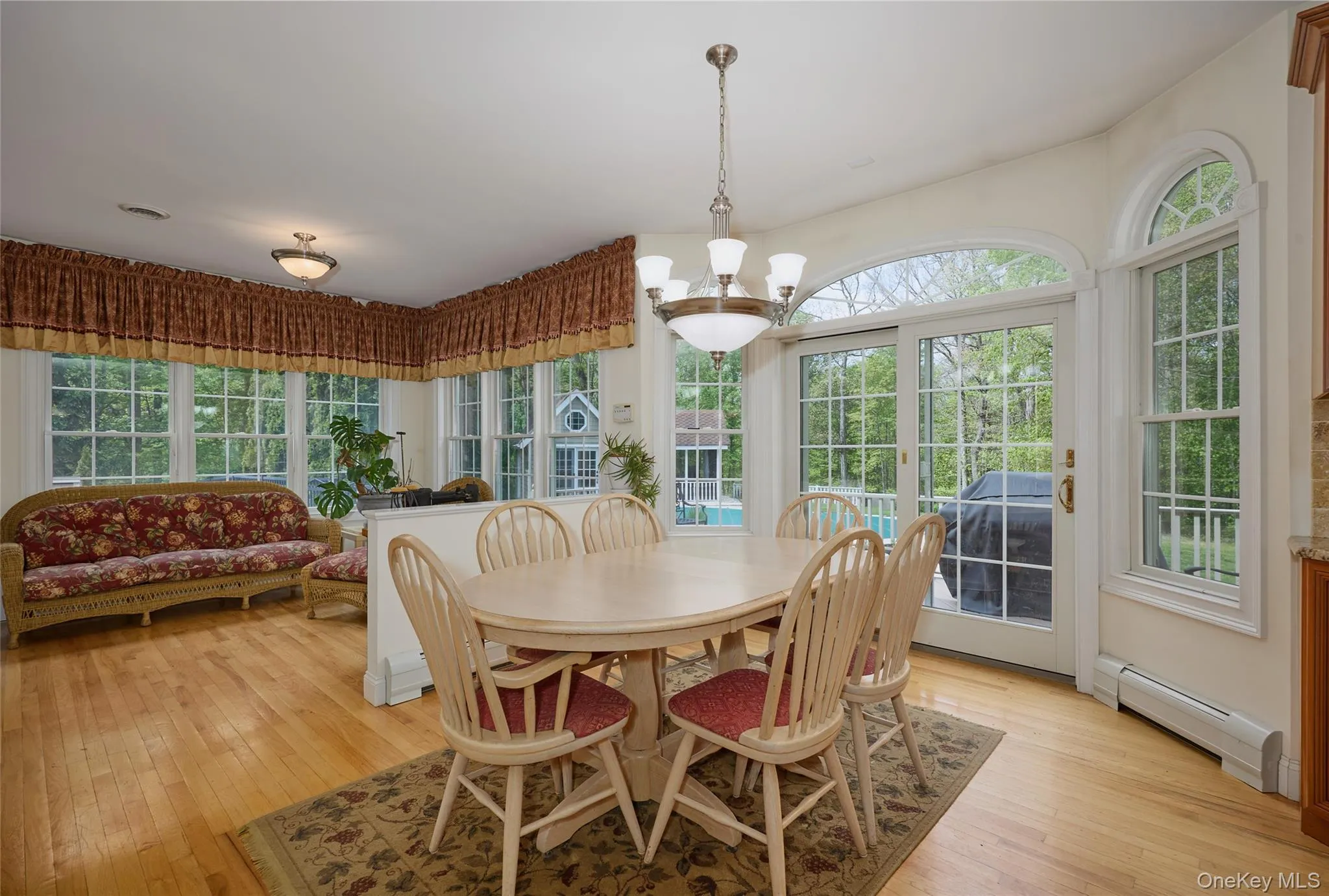 28 Heritage Court, Tuxedo, NY, 4 Bedrooms Bedrooms, 10 Rooms Rooms,3 BathroomsBathrooms,Residential,For Rent,Heritage,0,928804 28 Heritage Court, Tuxedo, NY, 4 Bedrooms Bedrooms, 10 Rooms Rooms,3 BathroomsBathrooms,Residential,For Rent,Heritage,0,928804
