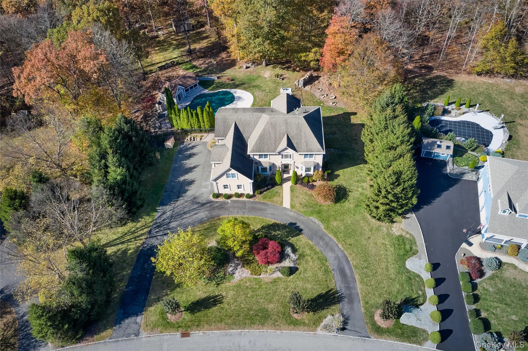 28 Heritage Court, Tuxedo, NY, 4 Bedrooms Bedrooms, 10 Rooms Rooms,3 BathroomsBathrooms,Residential Sale,For Rent,Heritage,0,928804 28 Heritage Court, Tuxedo, NY, 4 Bedrooms Bedrooms, 10 Rooms Rooms,3 BathroomsBathrooms,Residential Sale,For Rent,Heritage,0,928804