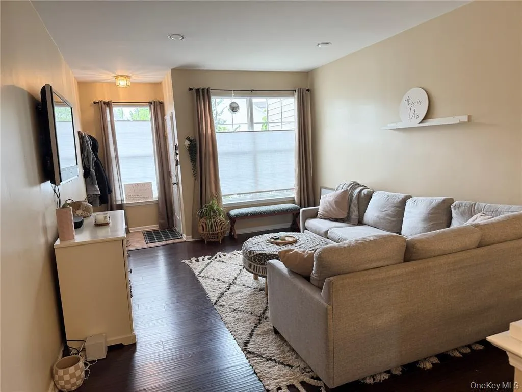 5 Case Court, Monroe, NY, 3 Bedrooms Bedrooms, 7 Rooms Rooms,2 BathroomsBathrooms,Residential Lease,Idx,Case,0,928886 5 Case Court, Monroe, NY, 3 Bedrooms Bedrooms, 7 Rooms Rooms,2 BathroomsBathrooms,Residential Lease,Idx,Case,0,928886