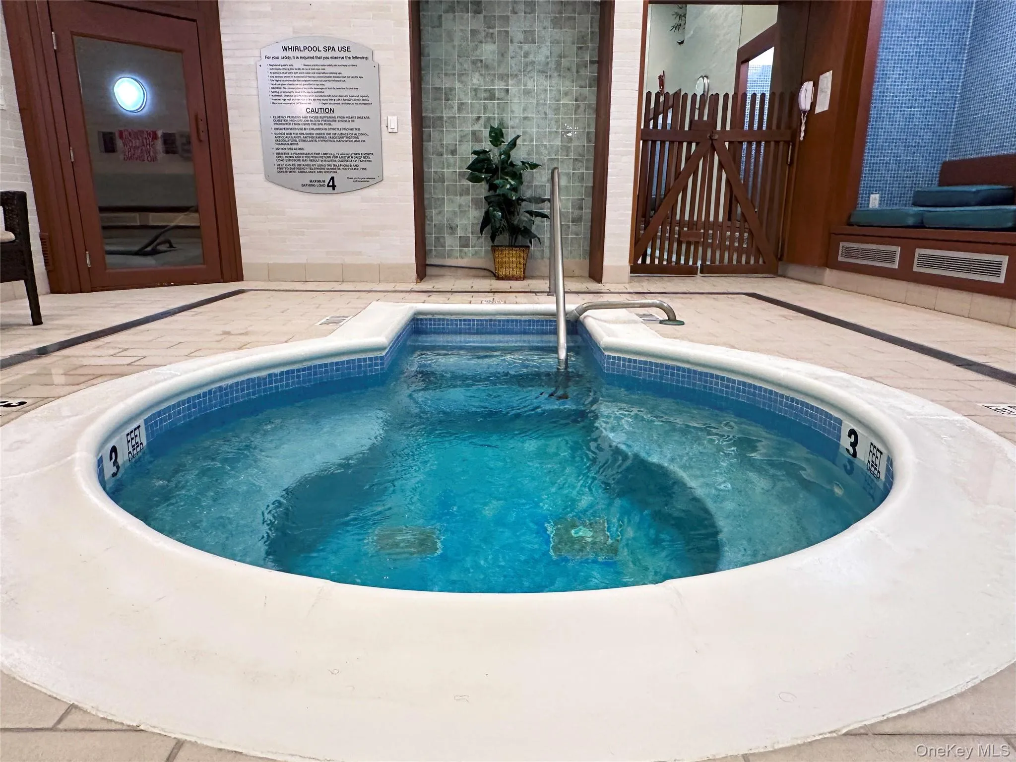 Hot tub - indoors Hot tub - indoors