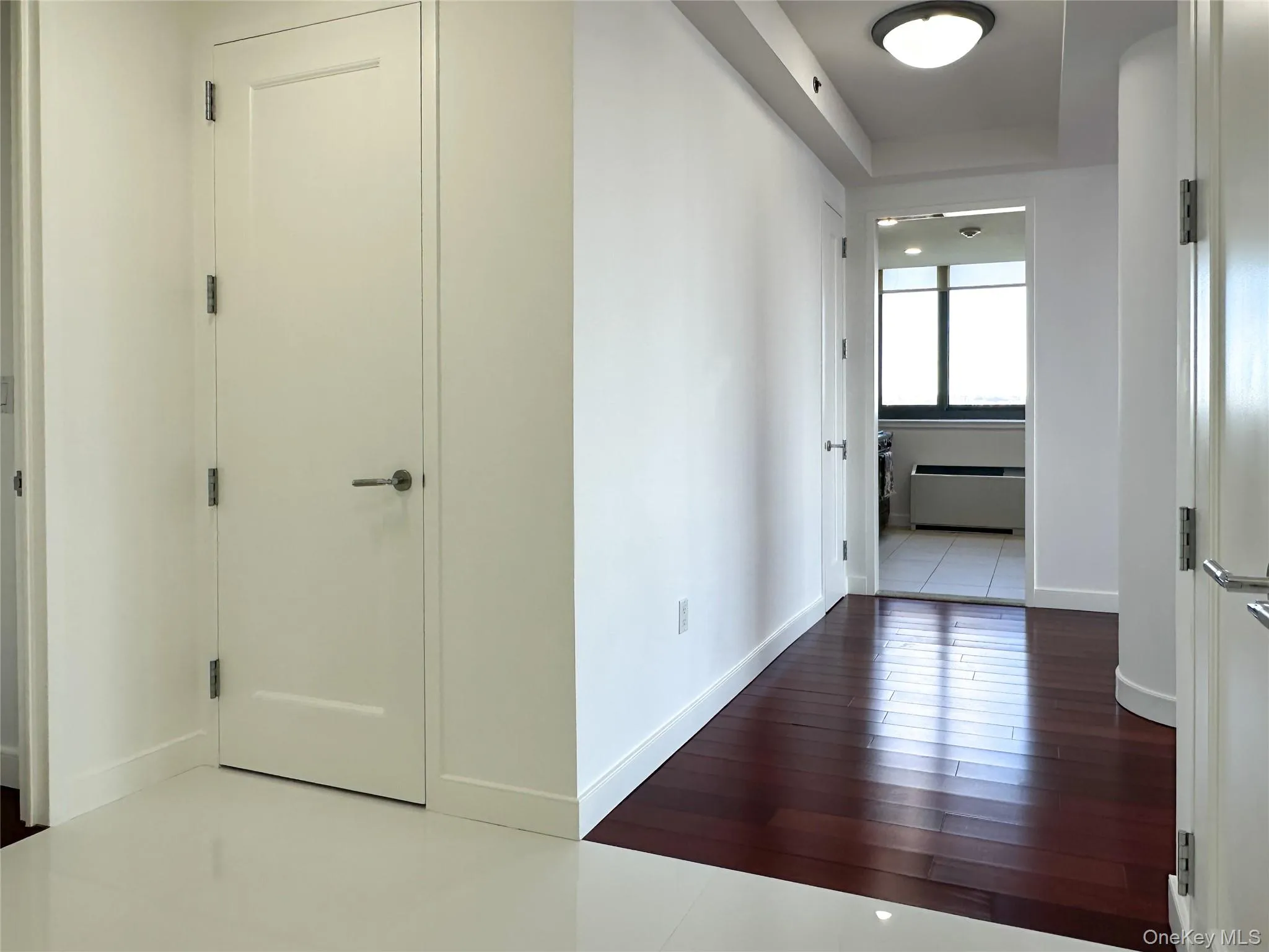 Unit 12H: 2 bedroom, 2 1/2 bath, freshly painted and updated. MOVE IN READY! Unit 12H: 2 bedroom, 2 1/2 bath, freshly painted and updated. MOVE IN READY!
