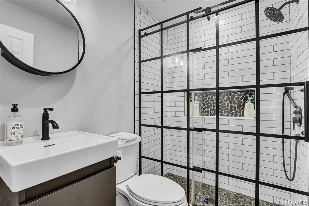 1 Anchorage Way, Hempstead, NY, 1 Bedroom Bedrooms, 3 Rooms Rooms,1 BathroomBathrooms,Residential Lease,Idx,Anchorage,0,929018 1 Anchorage Way, Hempstead, NY, 1 Bedroom Bedrooms, 3 Rooms Rooms,1 BathroomBathrooms,Residential Lease,Idx,Anchorage,0,929018