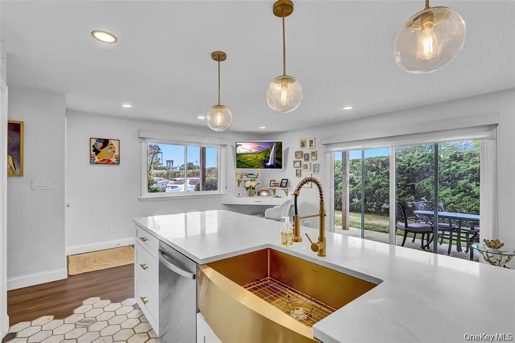 1 Anchorage Way, Hempstead, NY, 1 Bedroom Bedrooms, 3 Rooms Rooms,1 BathroomBathrooms,Residential Lease,Idx,Anchorage,0,929018 1 Anchorage Way, Hempstead, NY, 1 Bedroom Bedrooms, 3 Rooms Rooms,1 BathroomBathrooms,Residential Lease,Idx,Anchorage,0,929018