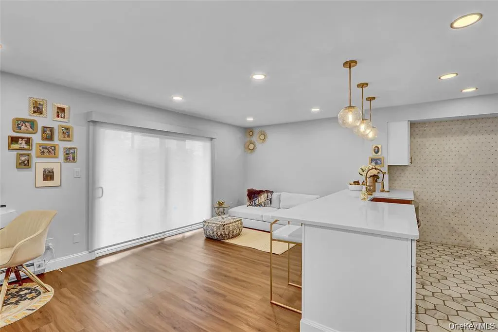 1 Anchorage Way, Hempstead, NY, 1 Bedroom Bedrooms, 3 Rooms Rooms,1 BathroomBathrooms,Residential Lease,Idx,Anchorage,0,929018 1 Anchorage Way, Hempstead, NY, 1 Bedroom Bedrooms, 3 Rooms Rooms,1 BathroomBathrooms,Residential Lease,Idx,Anchorage,0,929018