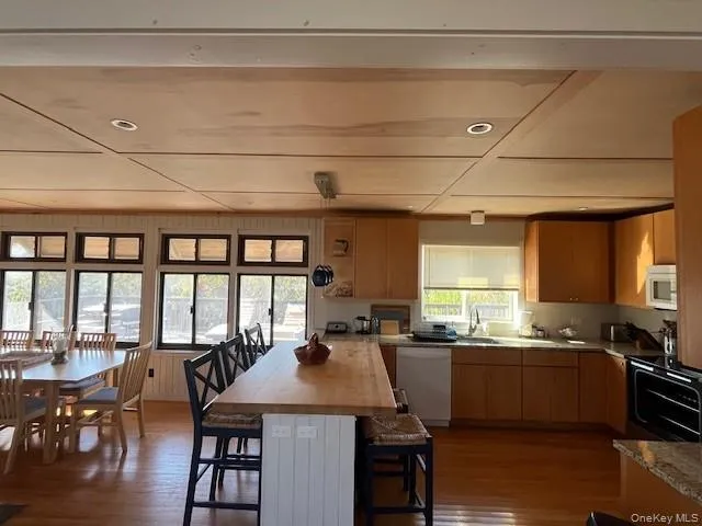 35 Sloop Walk, Islip, NY, 5 Bedrooms Bedrooms, 10 Rooms Rooms,3 BathroomsBathrooms,Residential Lease,For Rent,Sloop,0,929124 35 Sloop Walk, Islip, NY, 5 Bedrooms Bedrooms, 10 Rooms Rooms,3 BathroomsBathrooms,Residential Lease,For Rent,Sloop,0,929124
