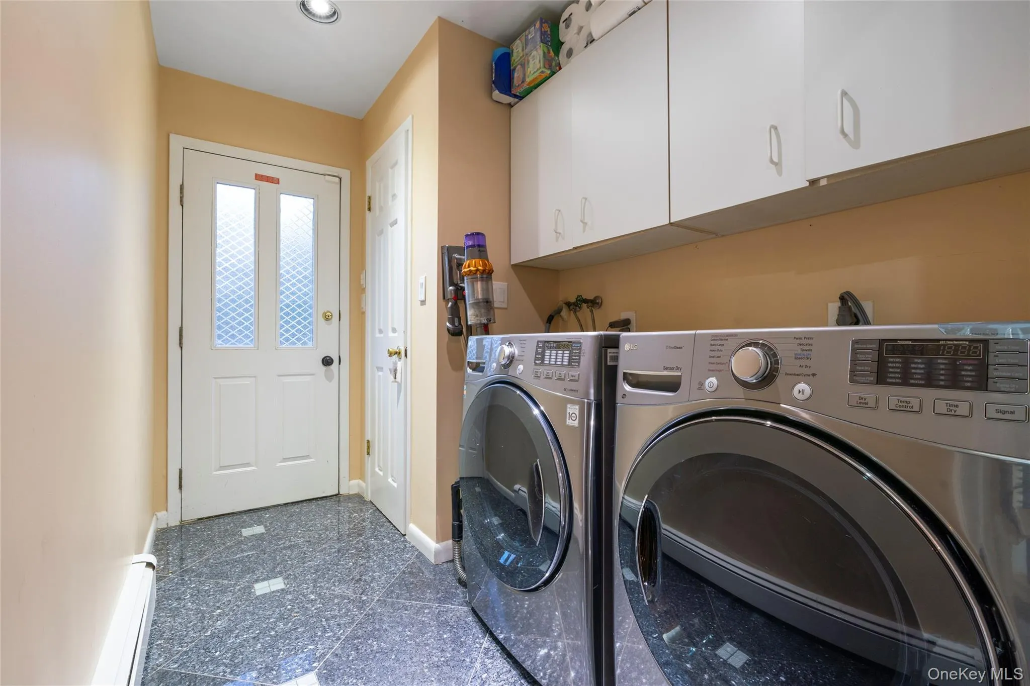 258 Half Hollow Road, Huntington, NY, 5 Bedrooms Bedrooms, 11 Rooms Rooms,3 BathroomsBathrooms,Residential Sale,For Rent,Half Hollow,0,929150 258 Half Hollow Road, Huntington, NY, 5 Bedrooms Bedrooms, 11 Rooms Rooms,3 BathroomsBathrooms,Residential Sale,For Rent,Half Hollow,0,929150