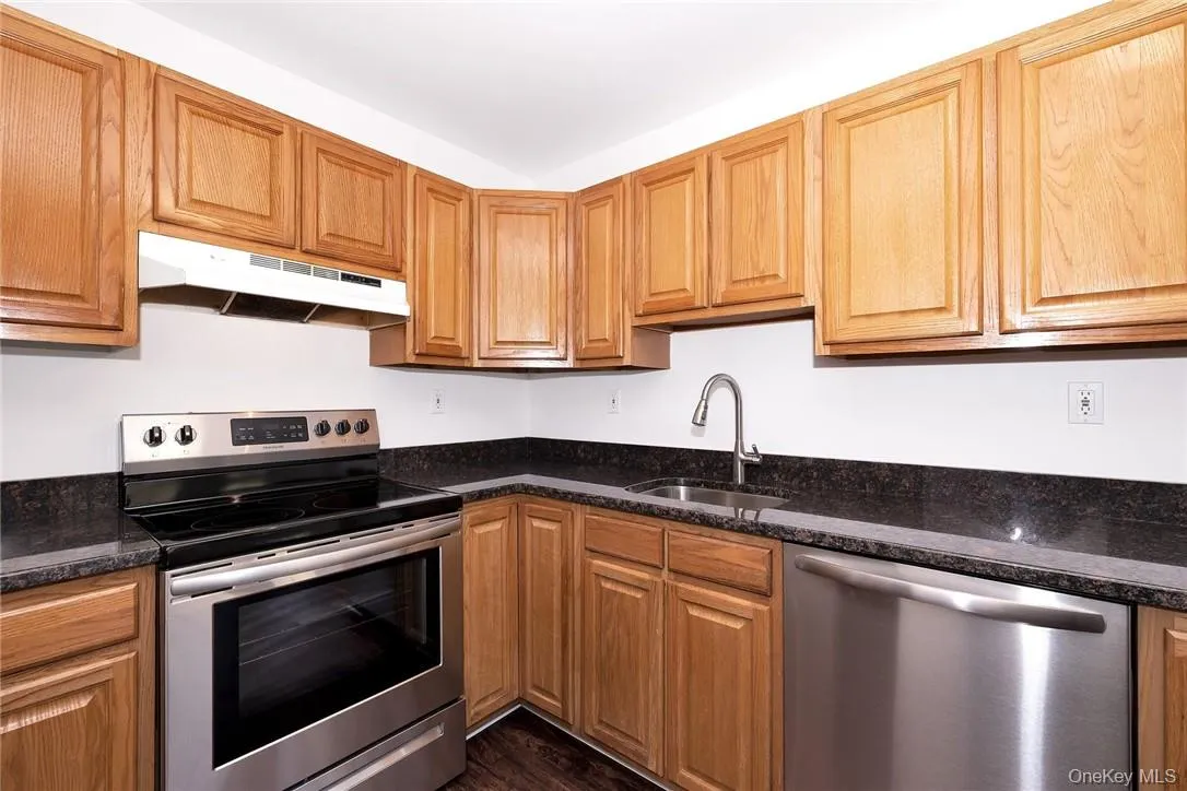 41 Moger Avenue, Mount Kisco, NY, 2 Bedrooms Bedrooms, 5 Rooms Rooms,1 BathroomBathrooms,Residential Lease,Idx,Moger,0,929216 41 Moger Avenue, Mount Kisco, NY, 2 Bedrooms Bedrooms, 5 Rooms Rooms,1 BathroomBathrooms,Residential Lease,Idx,Moger,0,929216