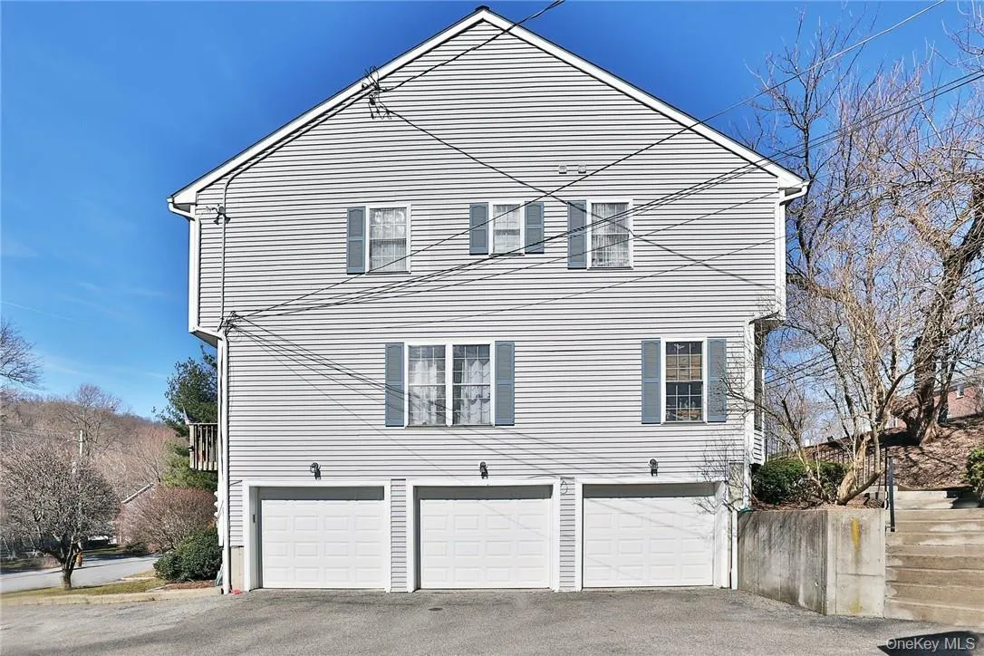 41 Moger Avenue, Mount Kisco, NY, 2 Bedrooms Bedrooms, 5 Rooms Rooms,1 BathroomBathrooms,Residential Lease,Idx,Moger,0,929216 41 Moger Avenue, Mount Kisco, NY, 2 Bedrooms Bedrooms, 5 Rooms Rooms,1 BathroomBathrooms,Residential Lease,Idx,Moger,0,929216