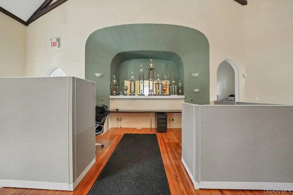 Cubicles can be removed Cubicles can be removed