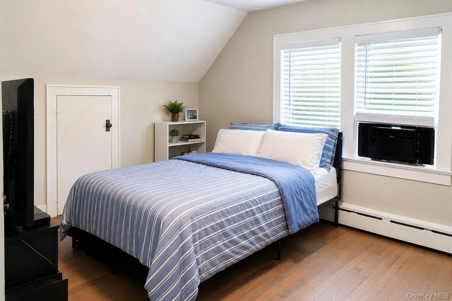24 Pegs Lane, Riverhead, NY, 3 Bedrooms Bedrooms, 6 Rooms Rooms,2 BathroomsBathrooms,Residential,For Rent,Pegs,0,929313 24 Pegs Lane, Riverhead, NY, 3 Bedrooms Bedrooms, 6 Rooms Rooms,2 BathroomsBathrooms,Residential,For Rent,Pegs,0,929313
