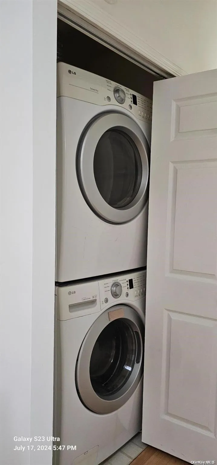 82-74 Country Pointe Circle, New York, NY, 3 Bedrooms Bedrooms, 7 Rooms Rooms,3 BathroomsBathrooms,Residential Lease,Idx,Country Pointe,0,929338 82-74 Country Pointe Circle, New York, NY, 3 Bedrooms Bedrooms, 7 Rooms Rooms,3 BathroomsBathrooms,Residential Lease,Idx,Country Pointe,0,929338