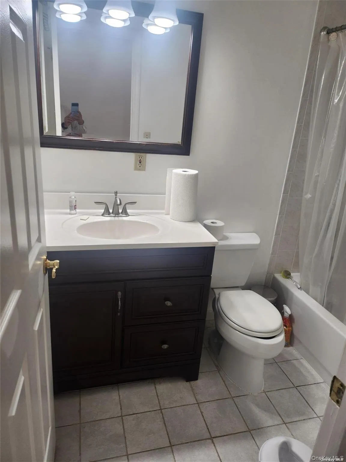 82-74 Country Pointe Circle, New York, NY, 3 Bedrooms Bedrooms, 7 Rooms Rooms,3 BathroomsBathrooms,Residential Lease,Idx,Country Pointe,0,929338 82-74 Country Pointe Circle, New York, NY, 3 Bedrooms Bedrooms, 7 Rooms Rooms,3 BathroomsBathrooms,Residential Lease,Idx,Country Pointe,0,929338