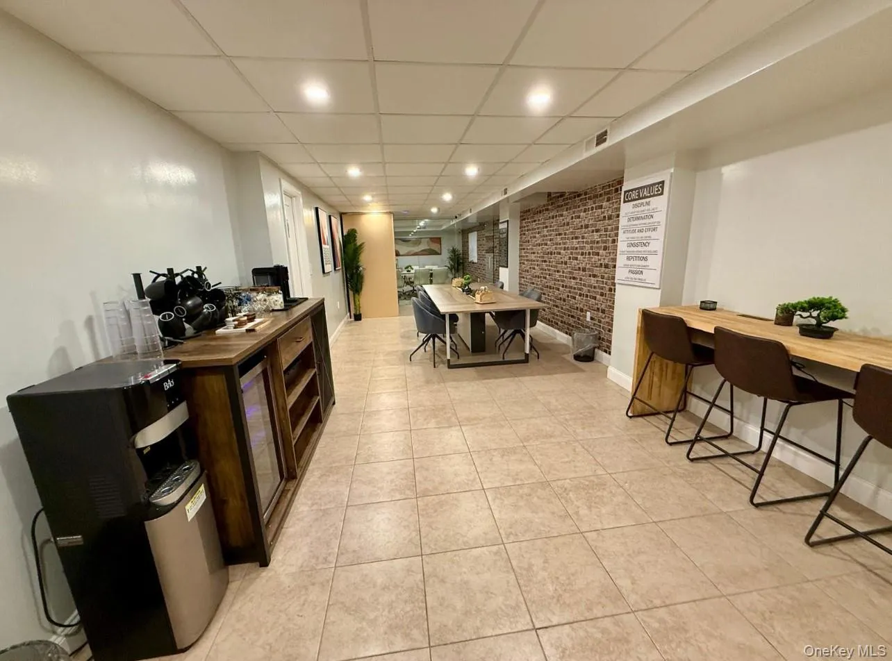 230 Pelham Road, New Rochelle, NY, 1 Bedroom Bedrooms, 3 Rooms Rooms,1 BathroomBathrooms,Residential Lease,Idx,Pelham,0,929365 230 Pelham Road, New Rochelle, NY, 1 Bedroom Bedrooms, 3 Rooms Rooms,1 BathroomBathrooms,Residential Lease,Idx,Pelham,0,929365