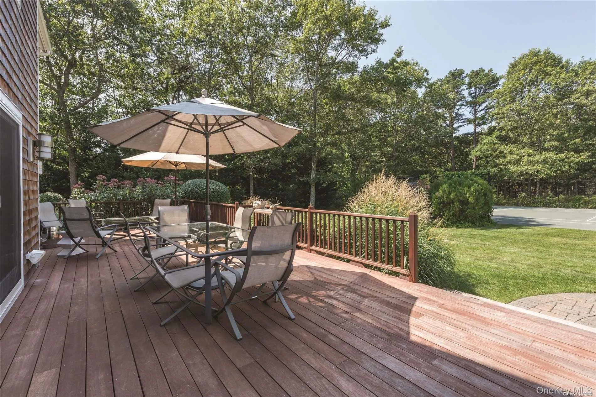 Deck Deck