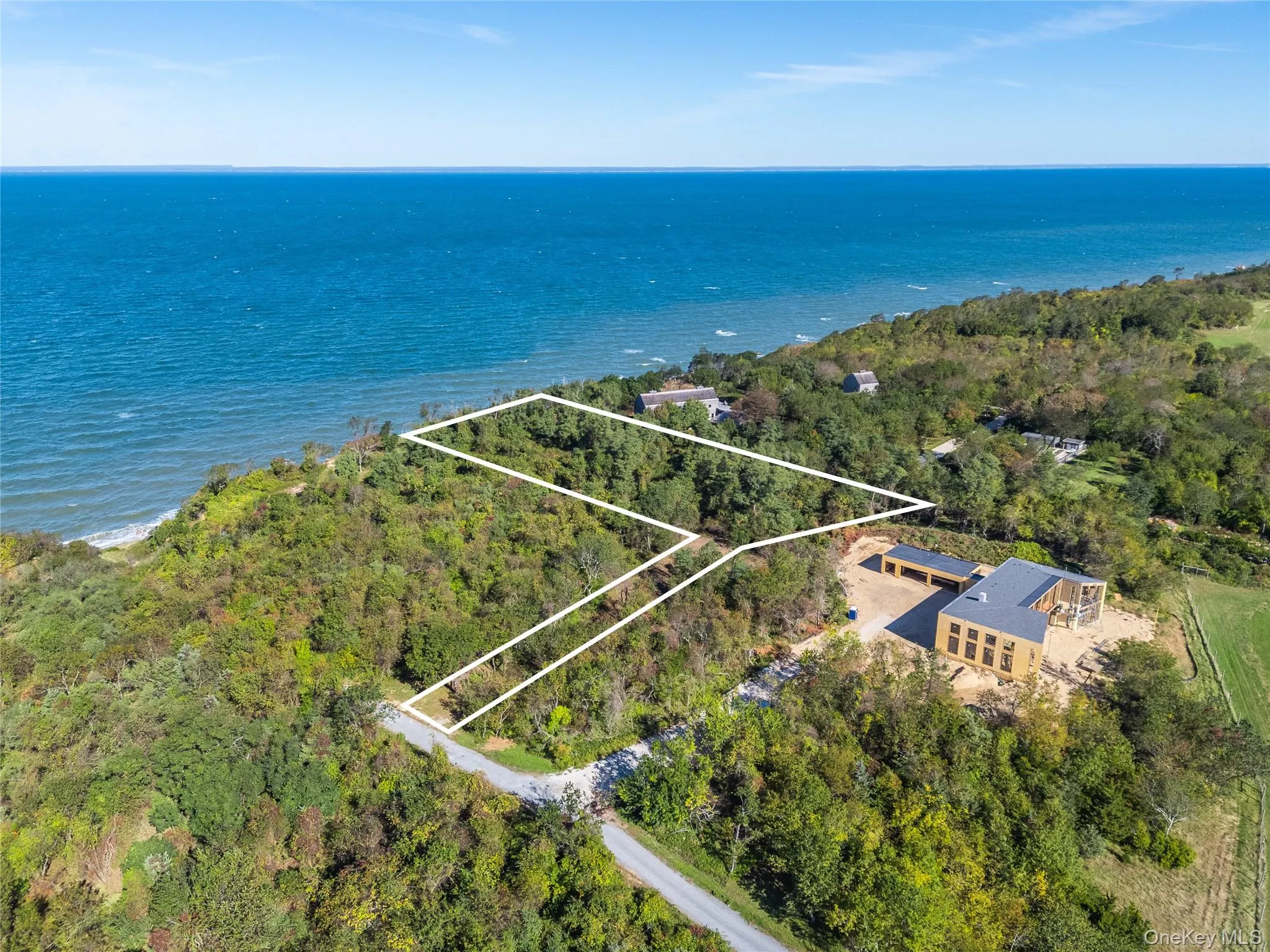 6121 Oregon Rd, Cutchogue, NY 6121 Oregon Rd, Cutchogue, NY