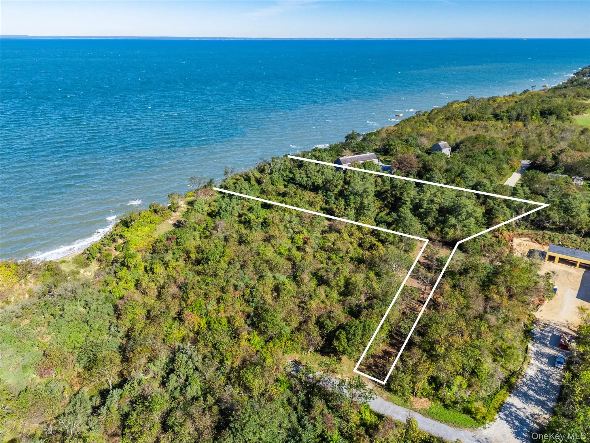 6121 Oregon Rd, Cutchogue, NY 6121 Oregon Rd, Cutchogue, NY