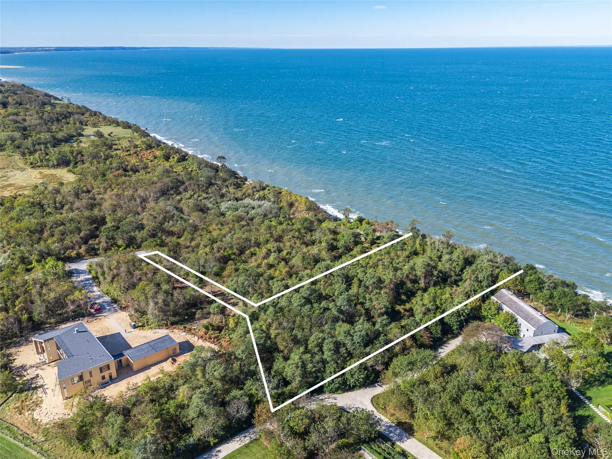 6121 Oregon Rd, Cutchogue, NY 6121 Oregon Rd, Cutchogue, NY