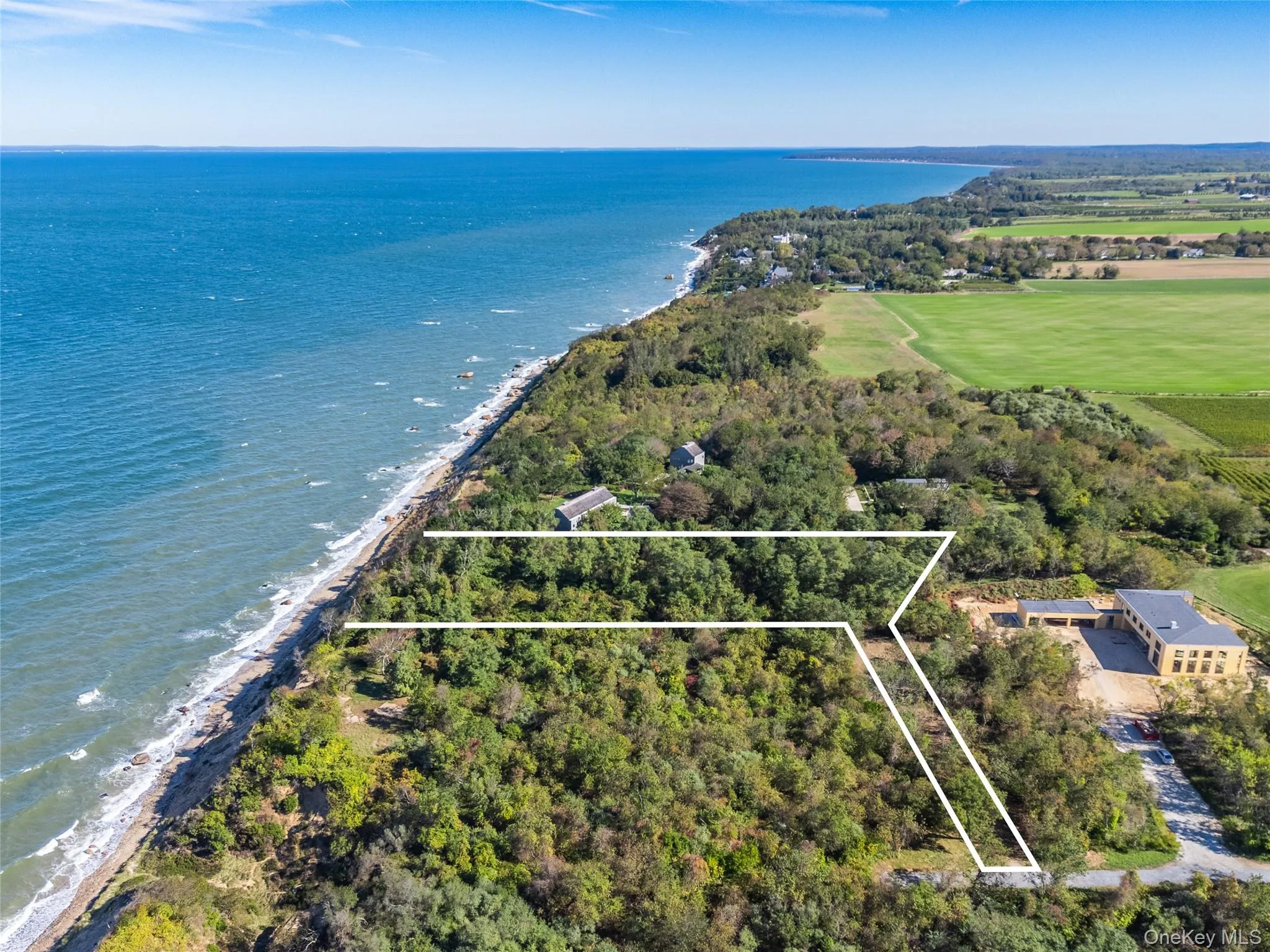 6121 Oregon Rd, Cutchogue, NY 6121 Oregon Rd, Cutchogue, NY
