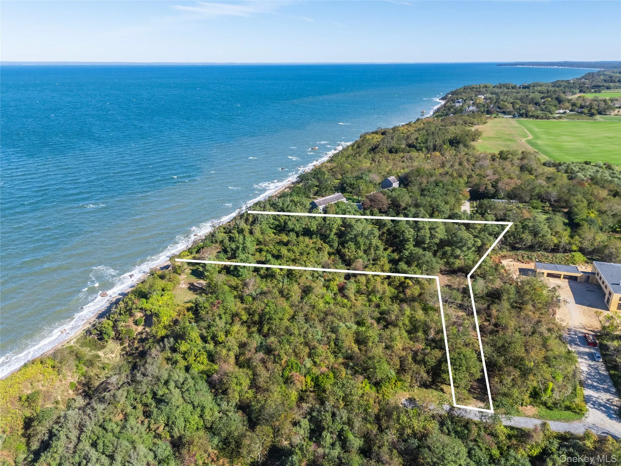 6121 Oregon Rd, Cutchogue, NY 6121 Oregon Rd, Cutchogue, NY