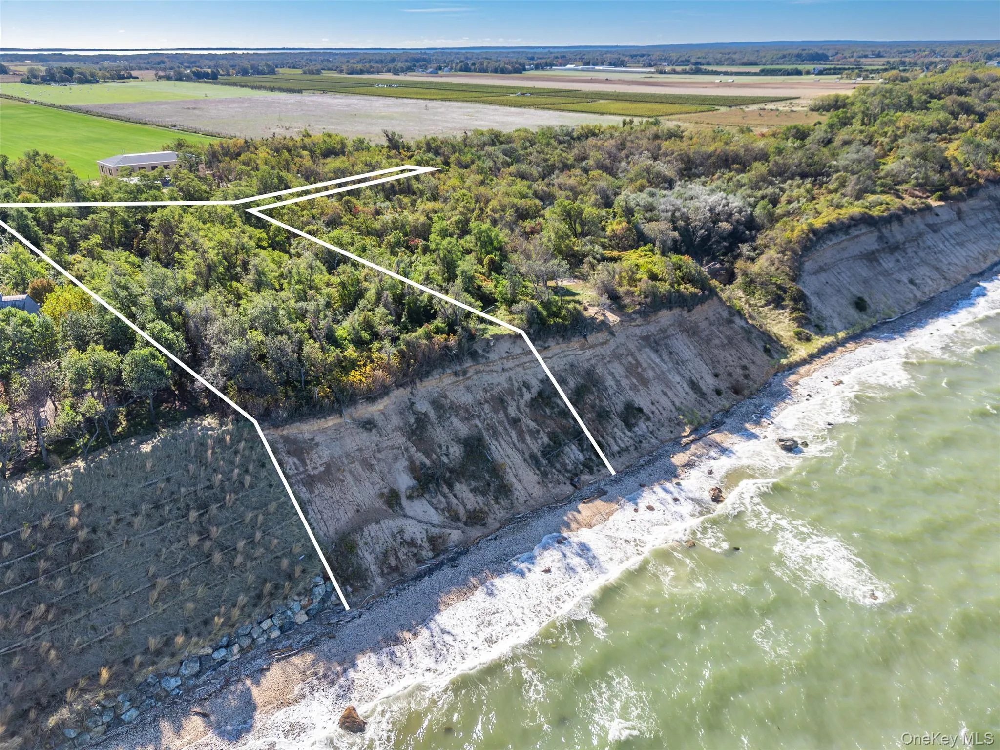 6121 Oregon Rd, Cutchogue, NY 6121 Oregon Rd, Cutchogue, NY